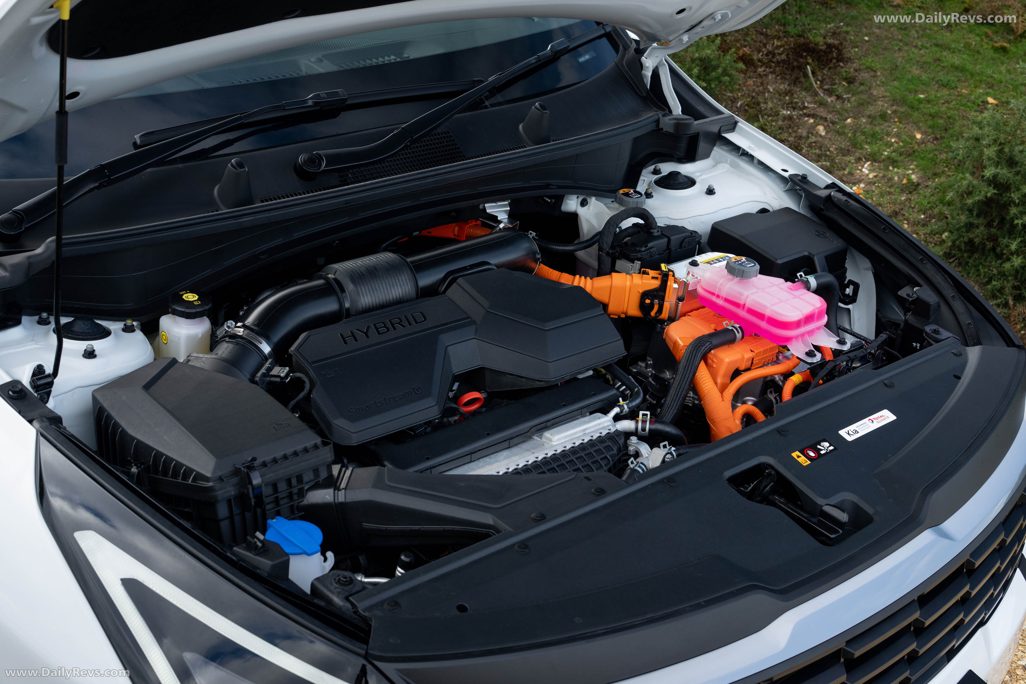 2026 Kia Sportage HEV UK Version Engine