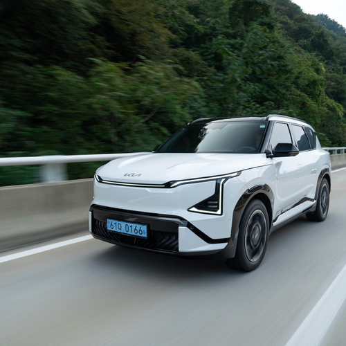 2026 Kia EV5 GT-Line White Pearl Front View