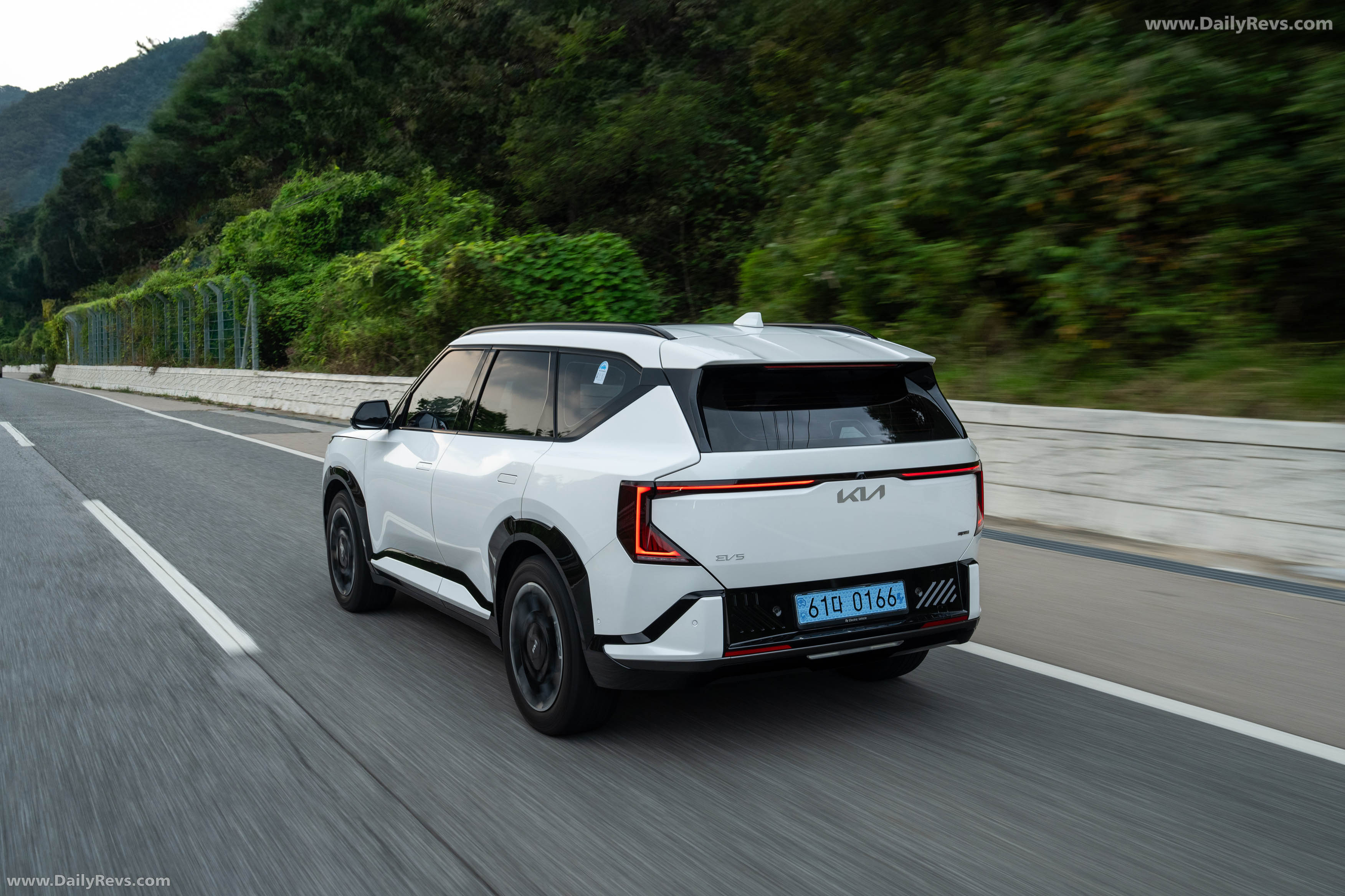 2026 Kia EV5 GT-Line White Pearl Rear View