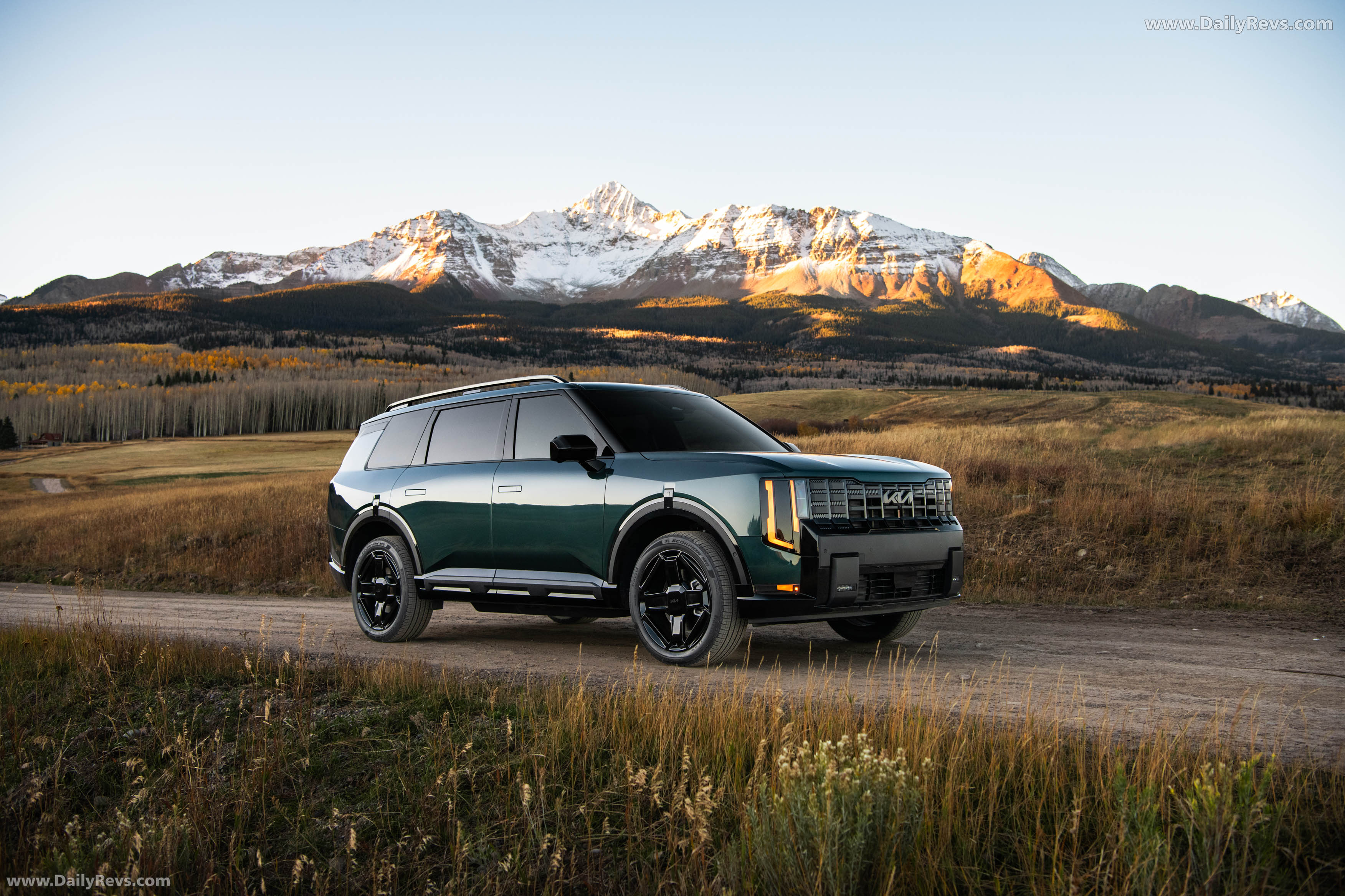 2027 Kia Telluride HEV X-Line Front View