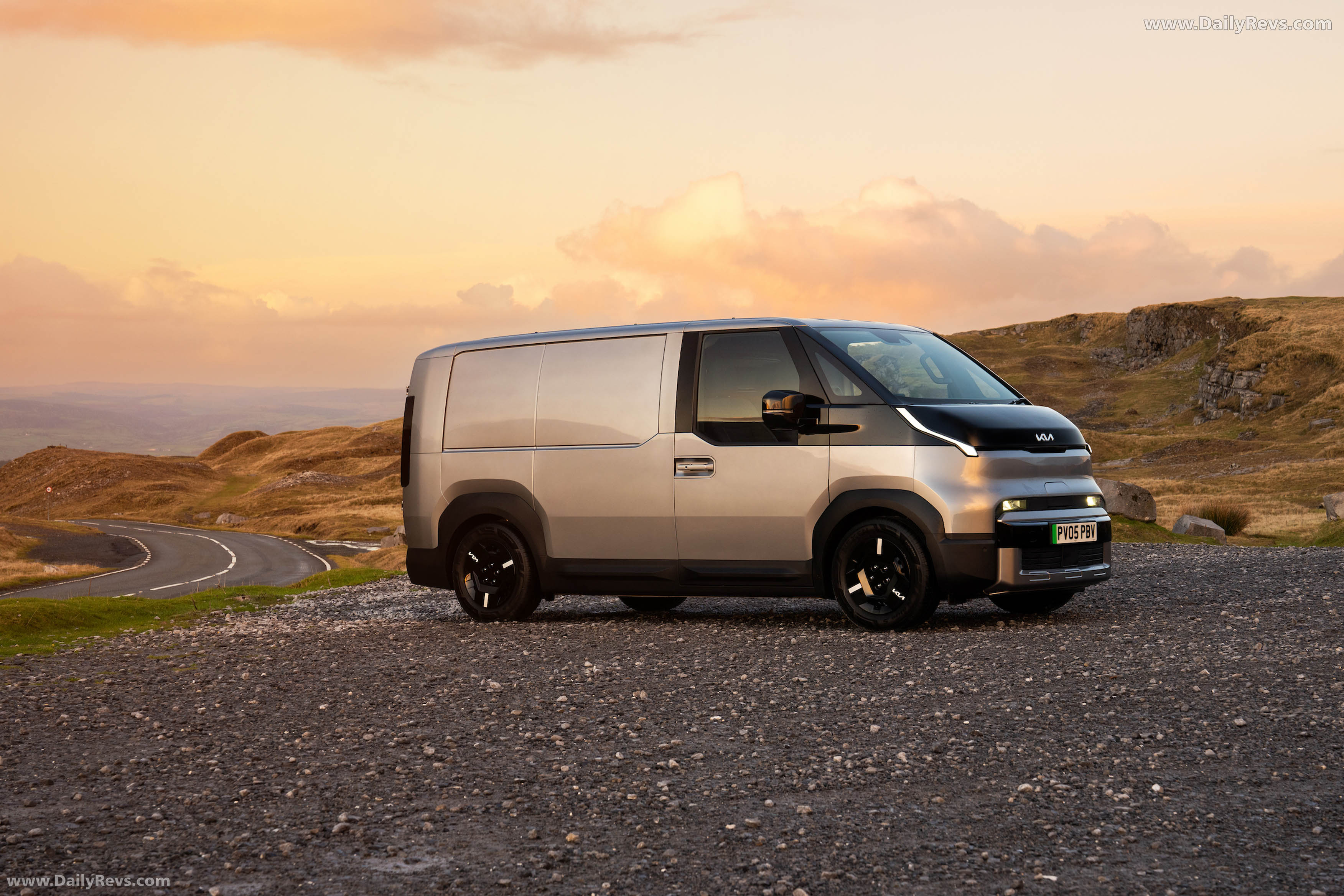 2026 Kia PV5 Cargo Steel Grey Front View