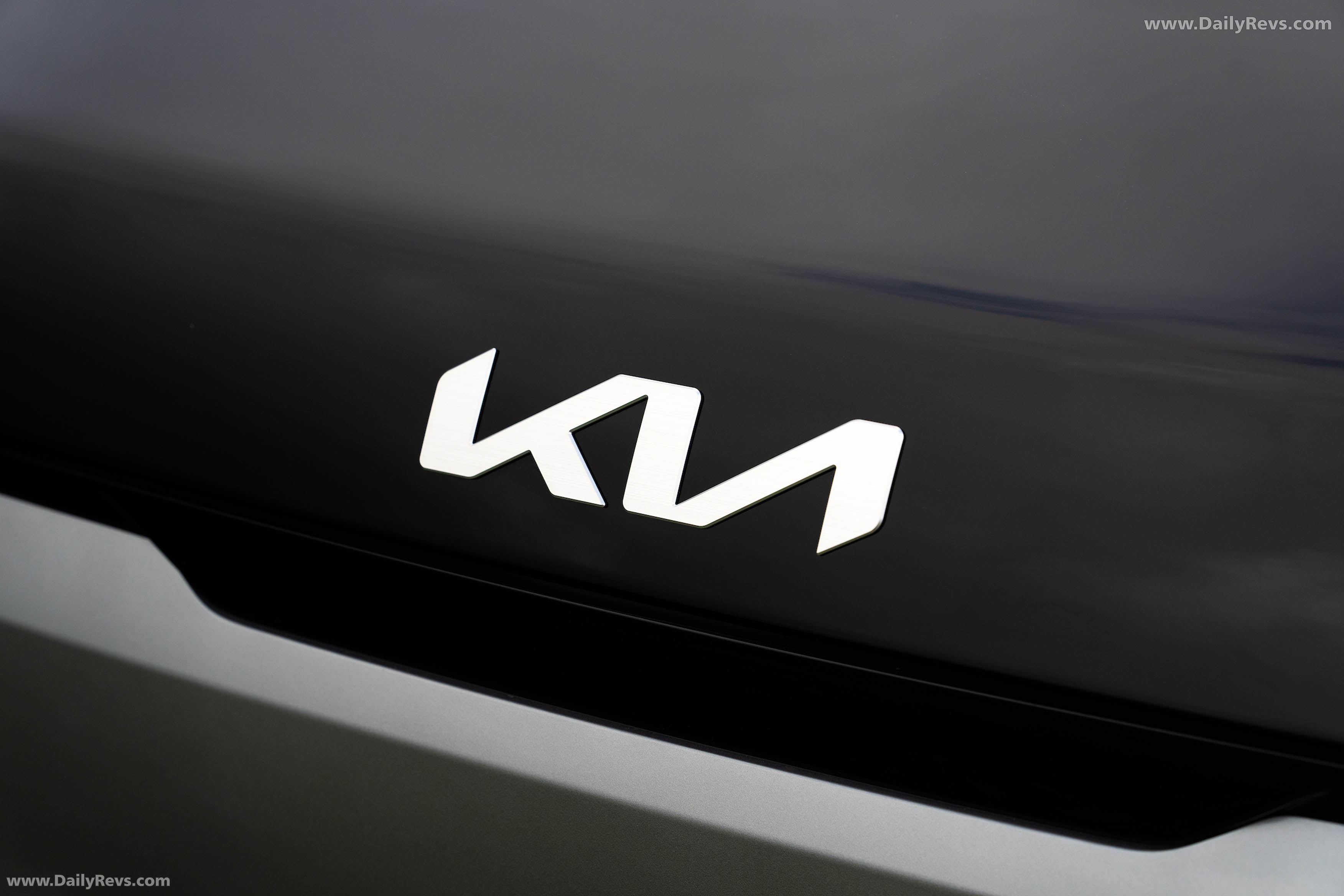 2026 Kia PV5 Cargo Steel Grey Exterior