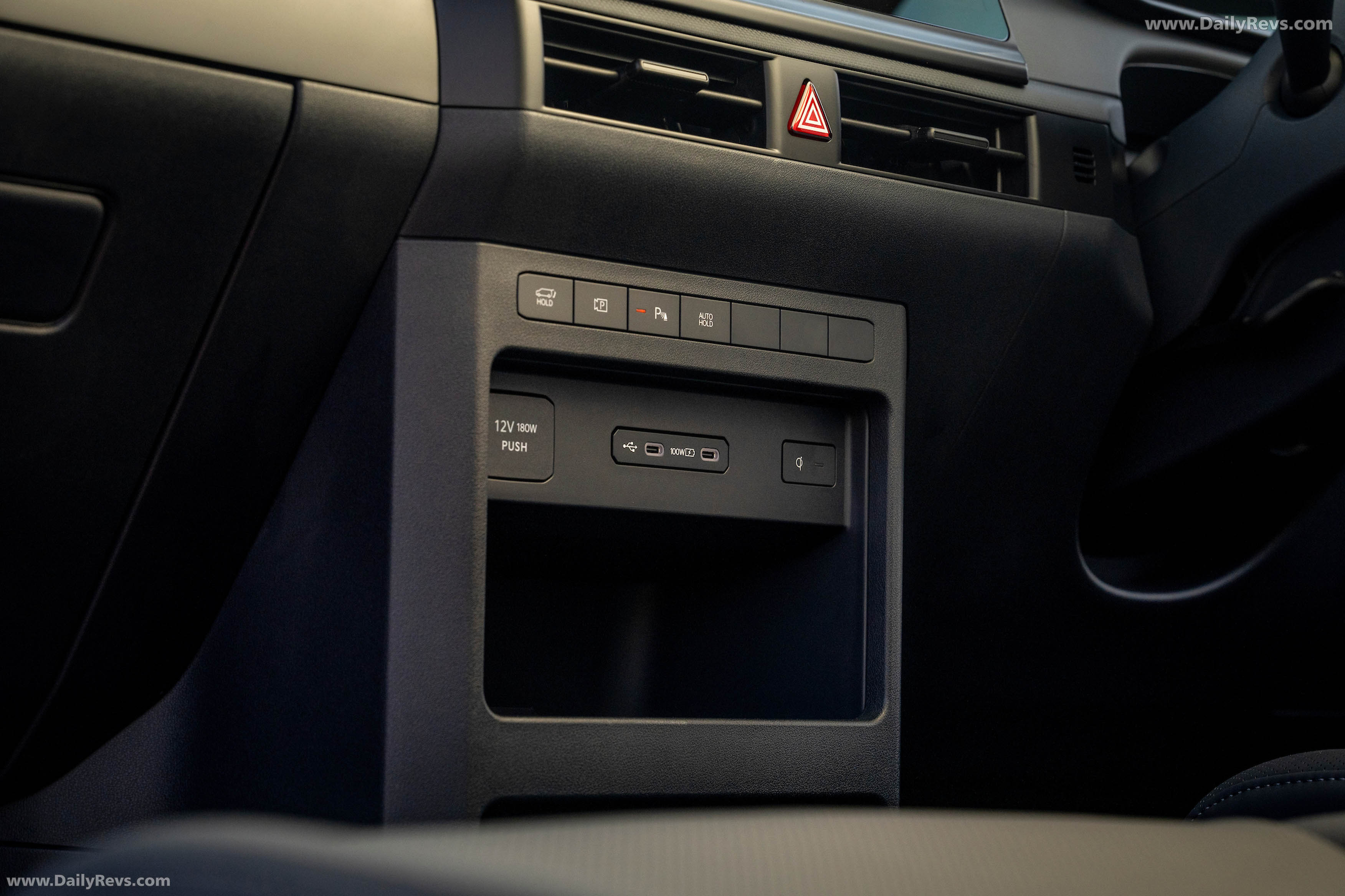 2026 Kia PV5 Passenger UK Version Interior