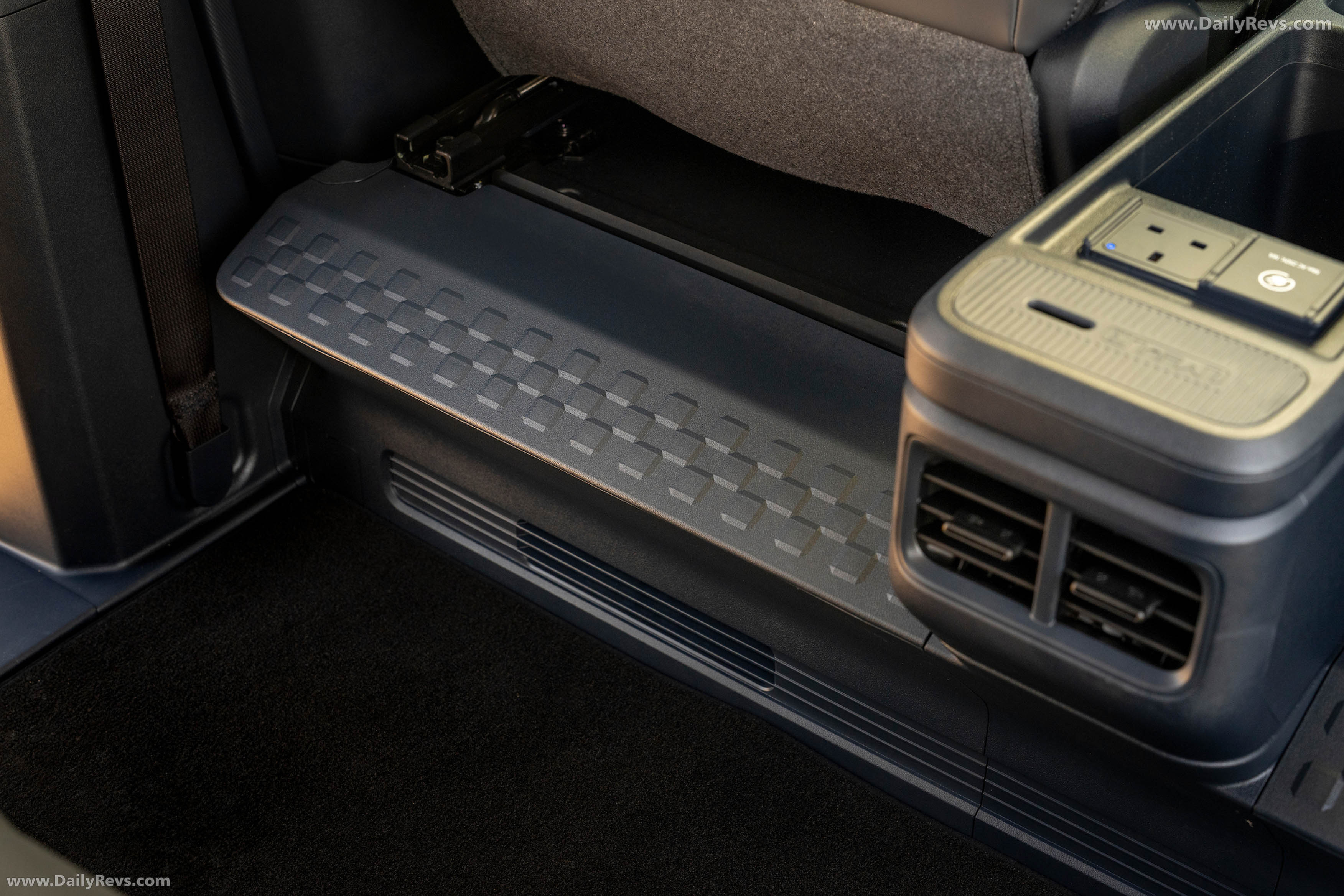2026 Kia PV5 Passenger UK Version Interior