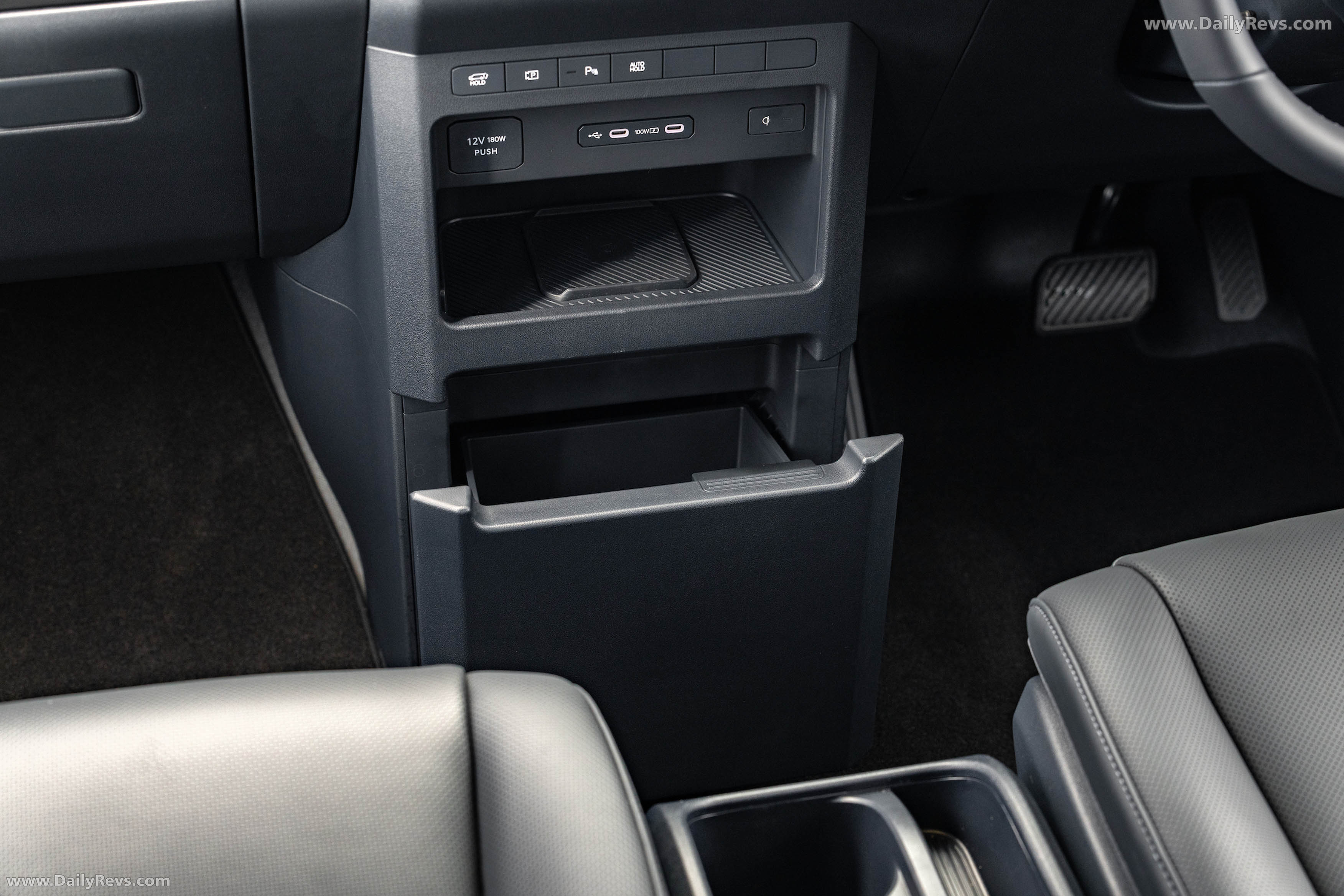 2026 Kia PV5 Passenger UK Version Interior