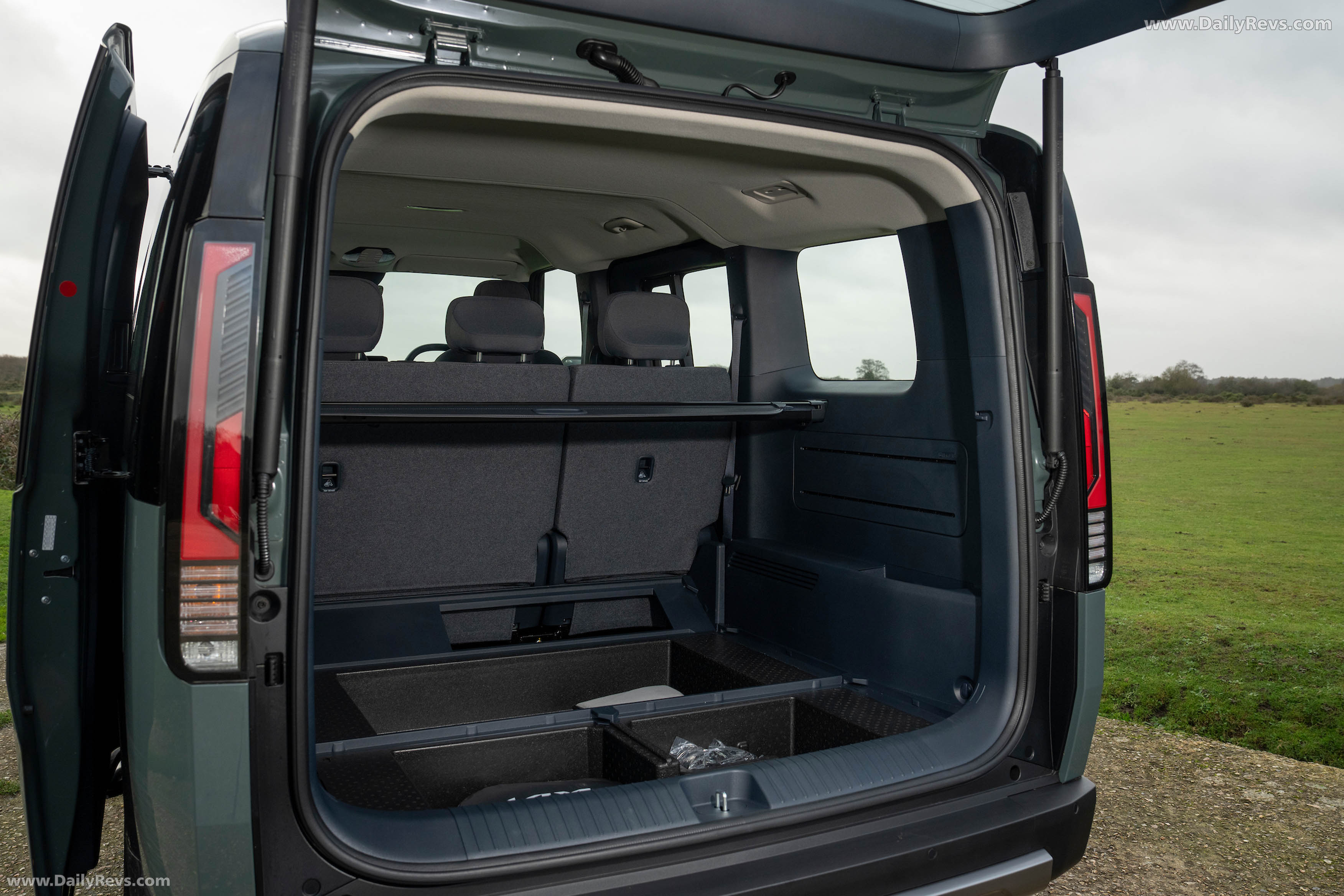 2026 Kia PV5 Passenger UK Version Interior
