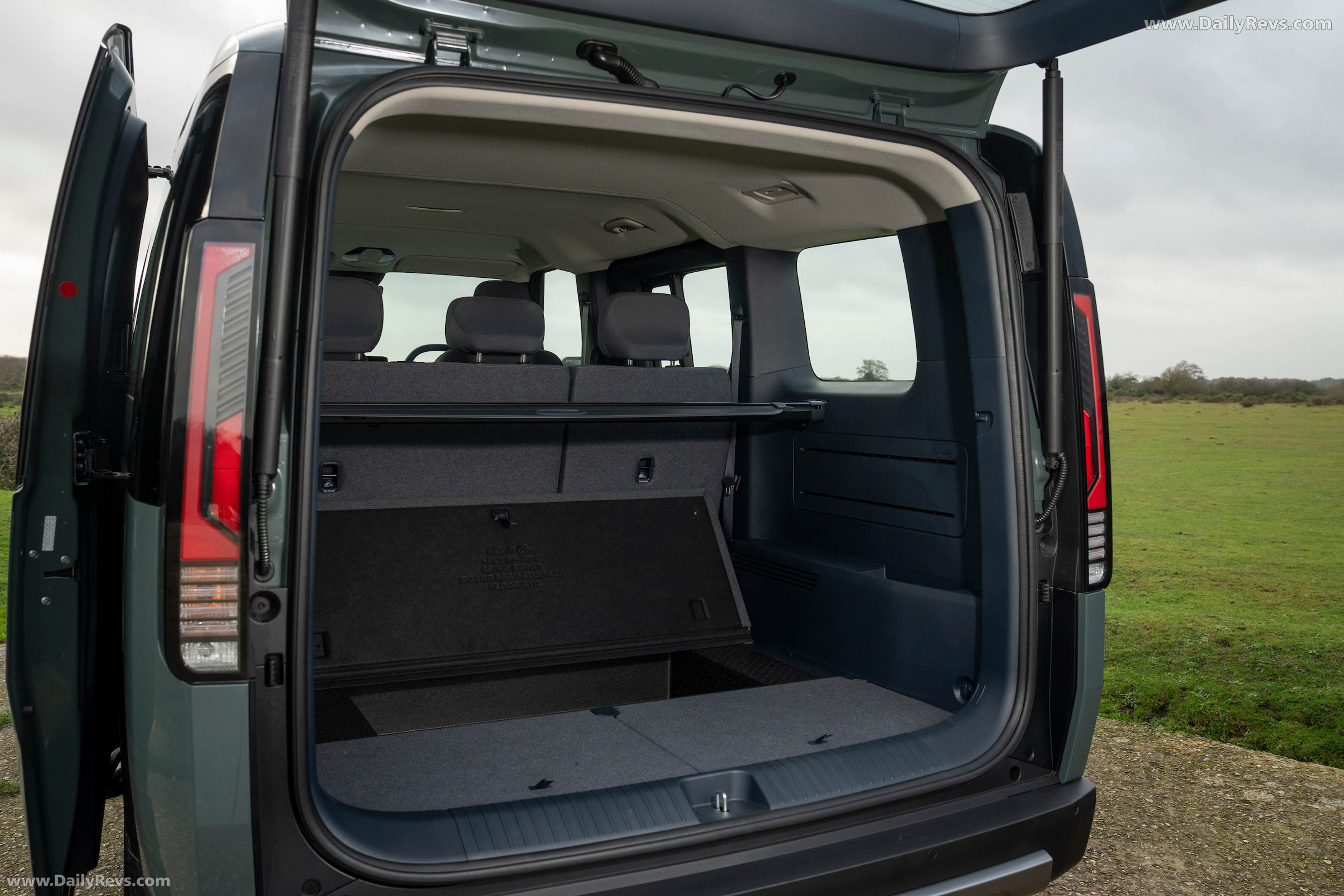 2026 Kia PV5 Passenger UK Version Interior