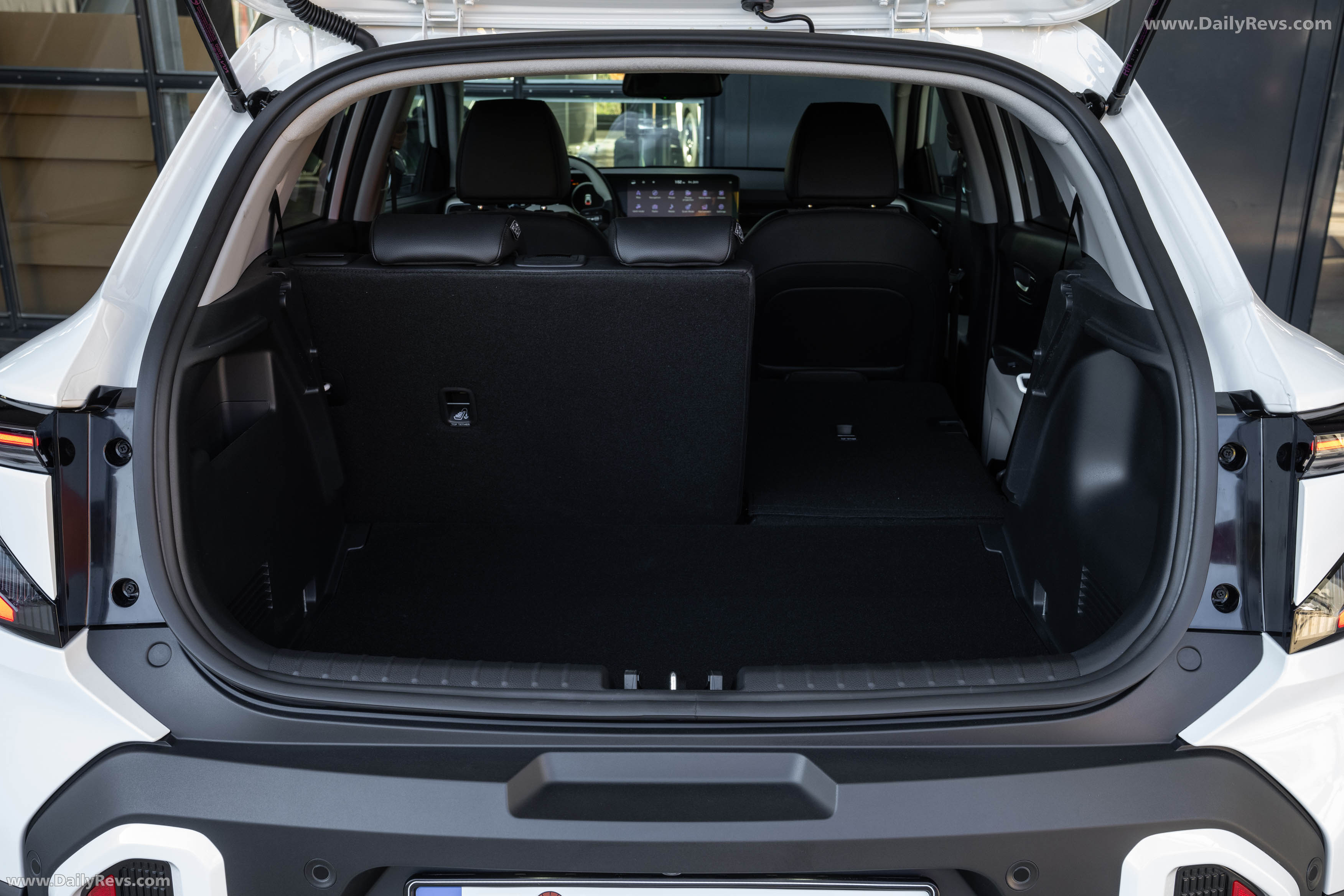 2026 Kia Stonic GT Line European Version Interior