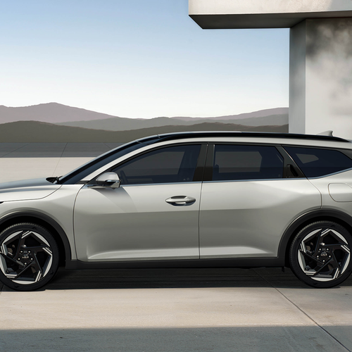 2027 Kia K4 Sportswagon Side View