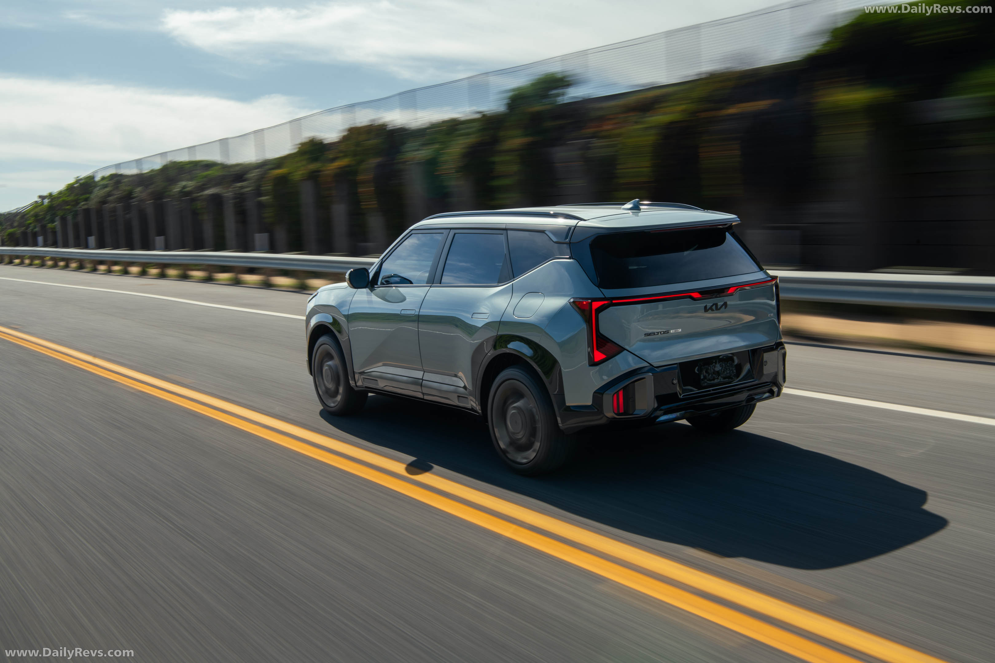 2027 Kia Seltos HEV X-Line US Version Rear View