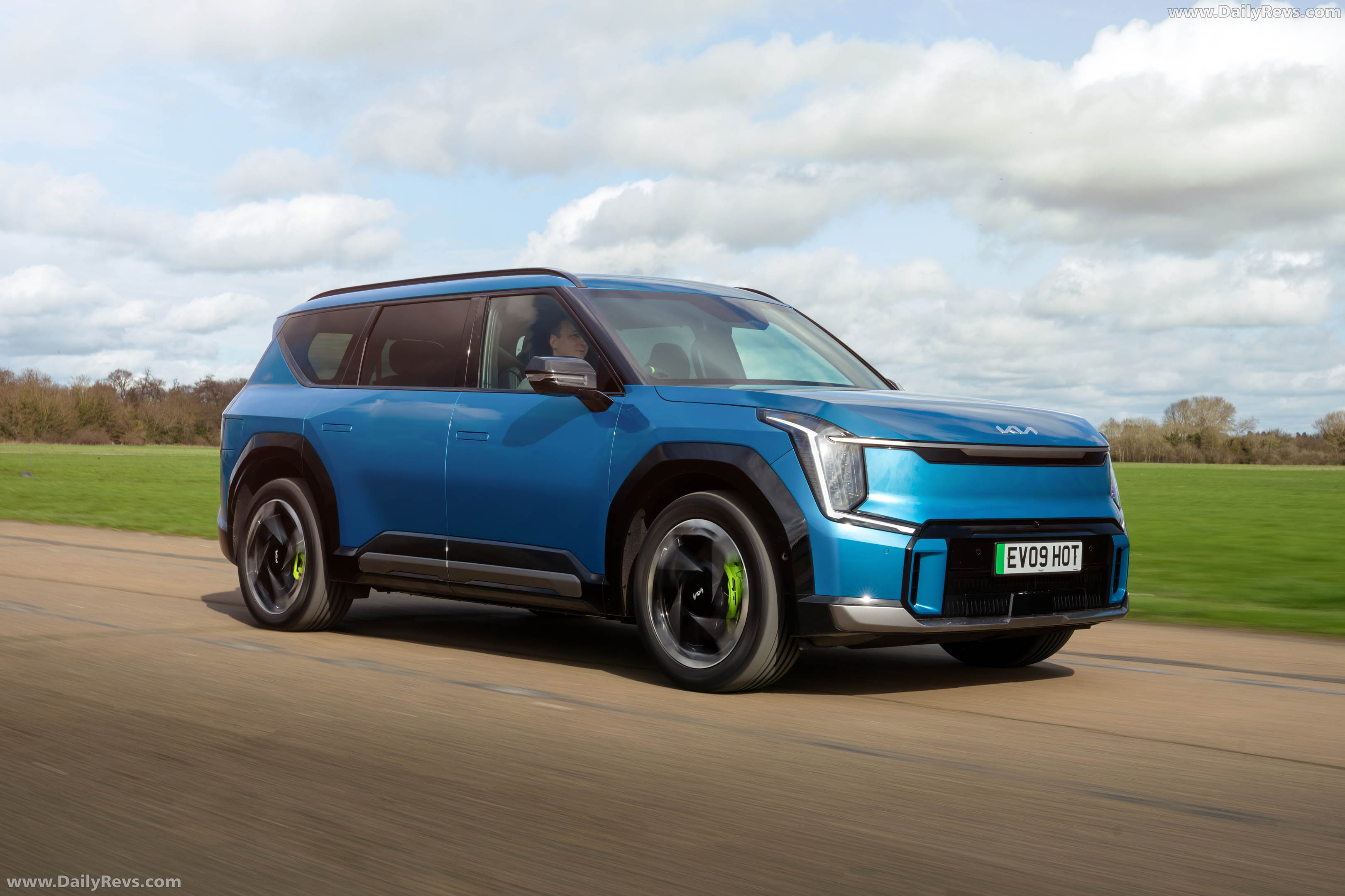 2026 Kia EV9 GT UK Version Front View