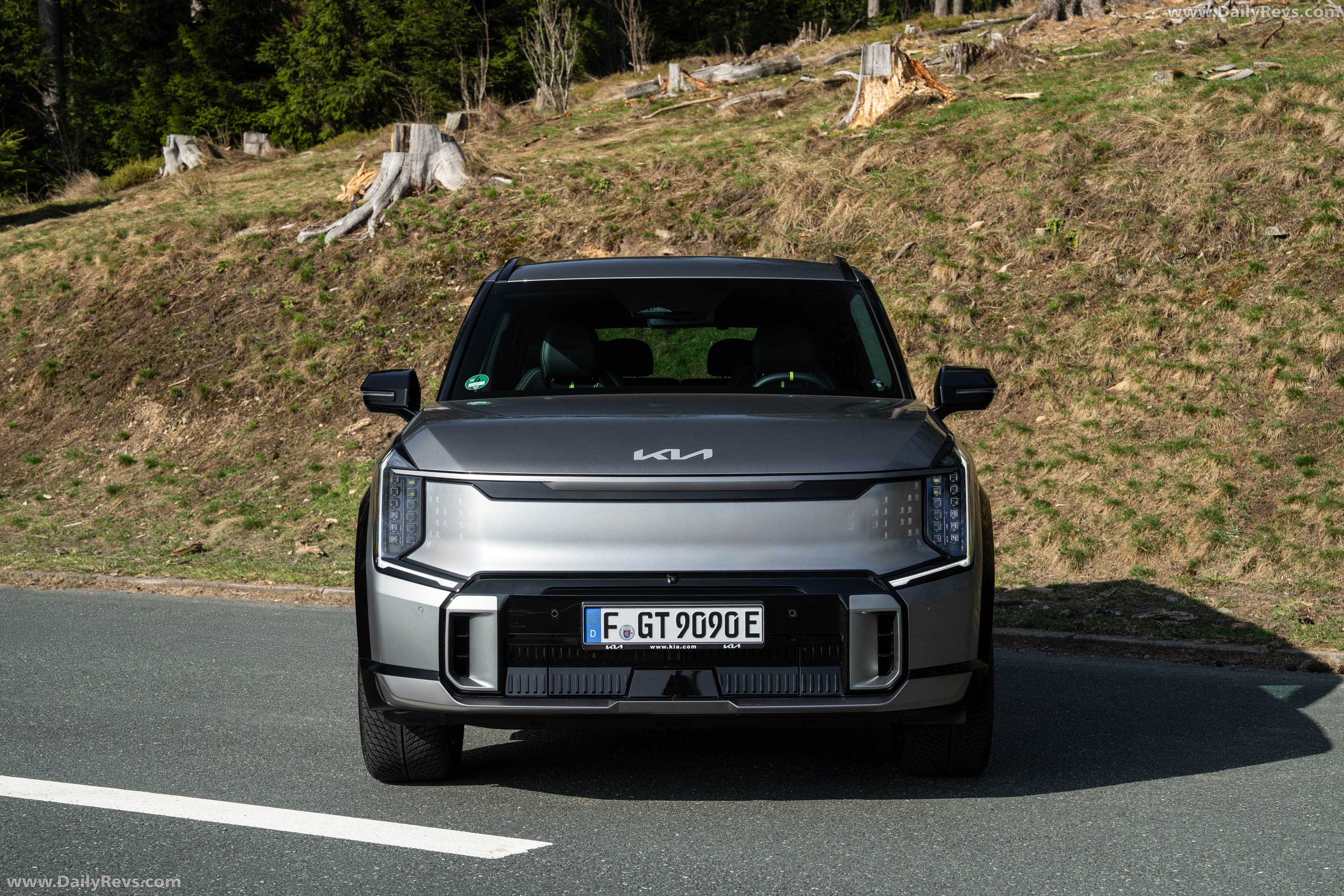 2026 Kia EV9 GT European Version Front View