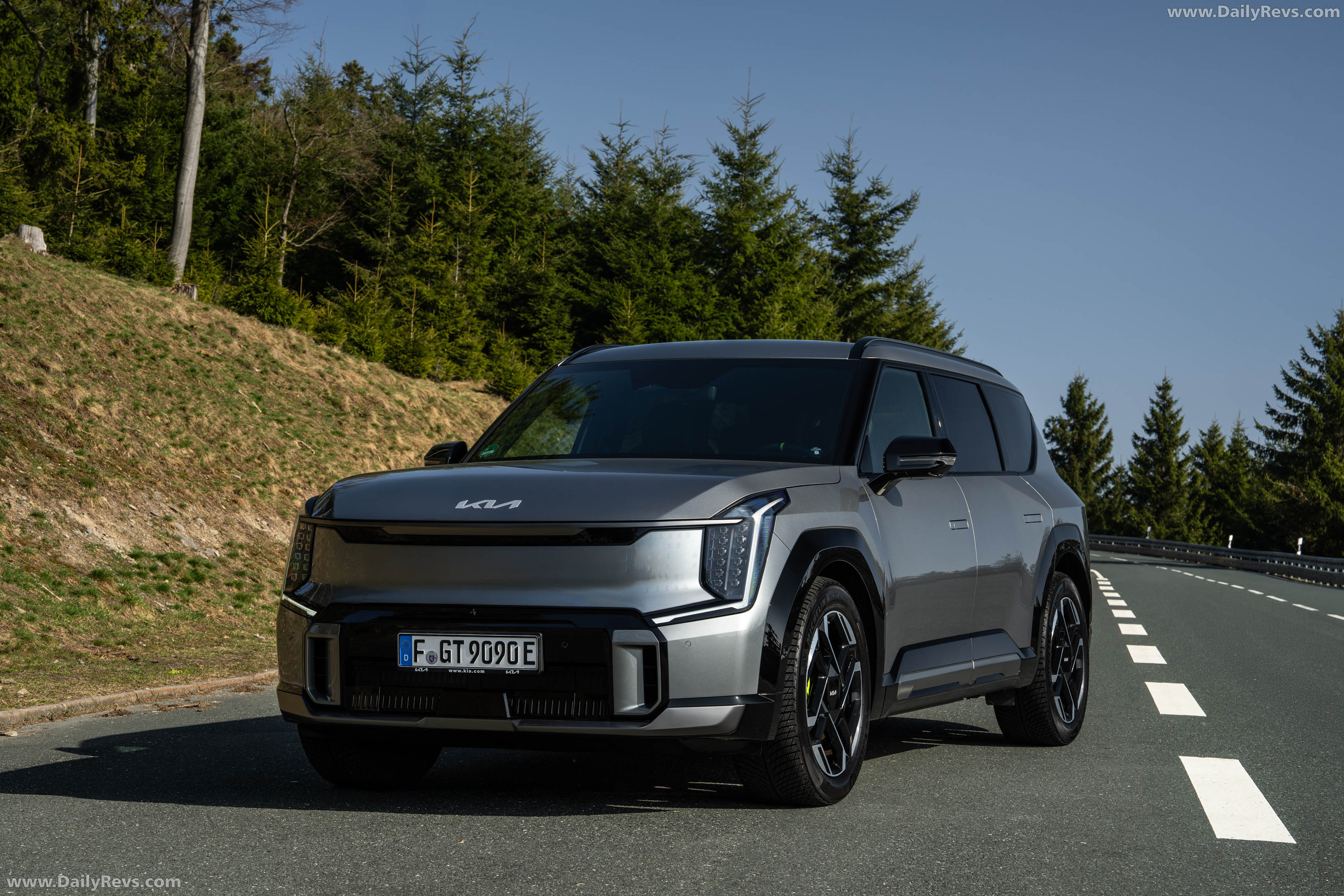 2026 Kia EV9 GT European Version Front View