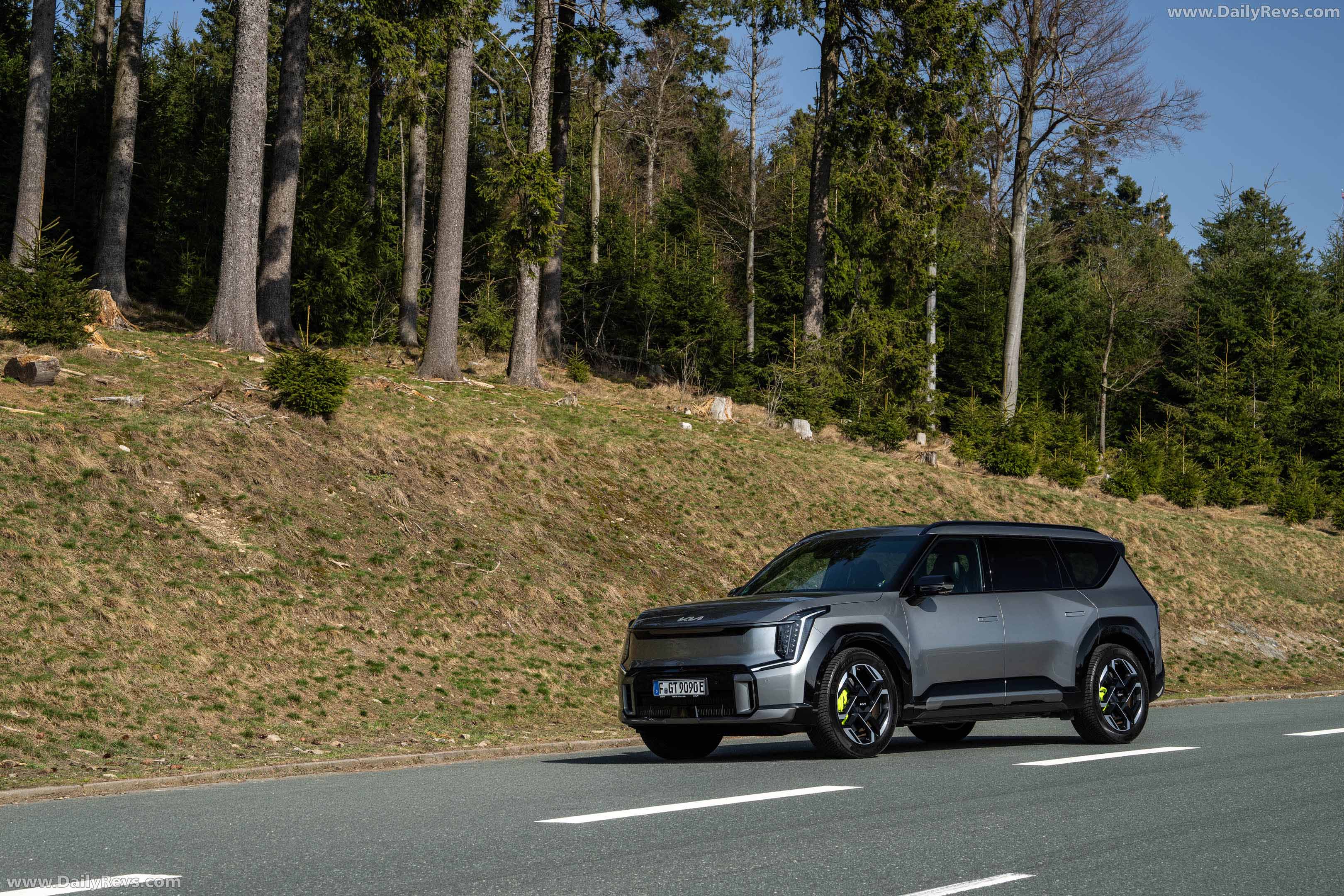 2026 Kia EV9 GT European Version Side View