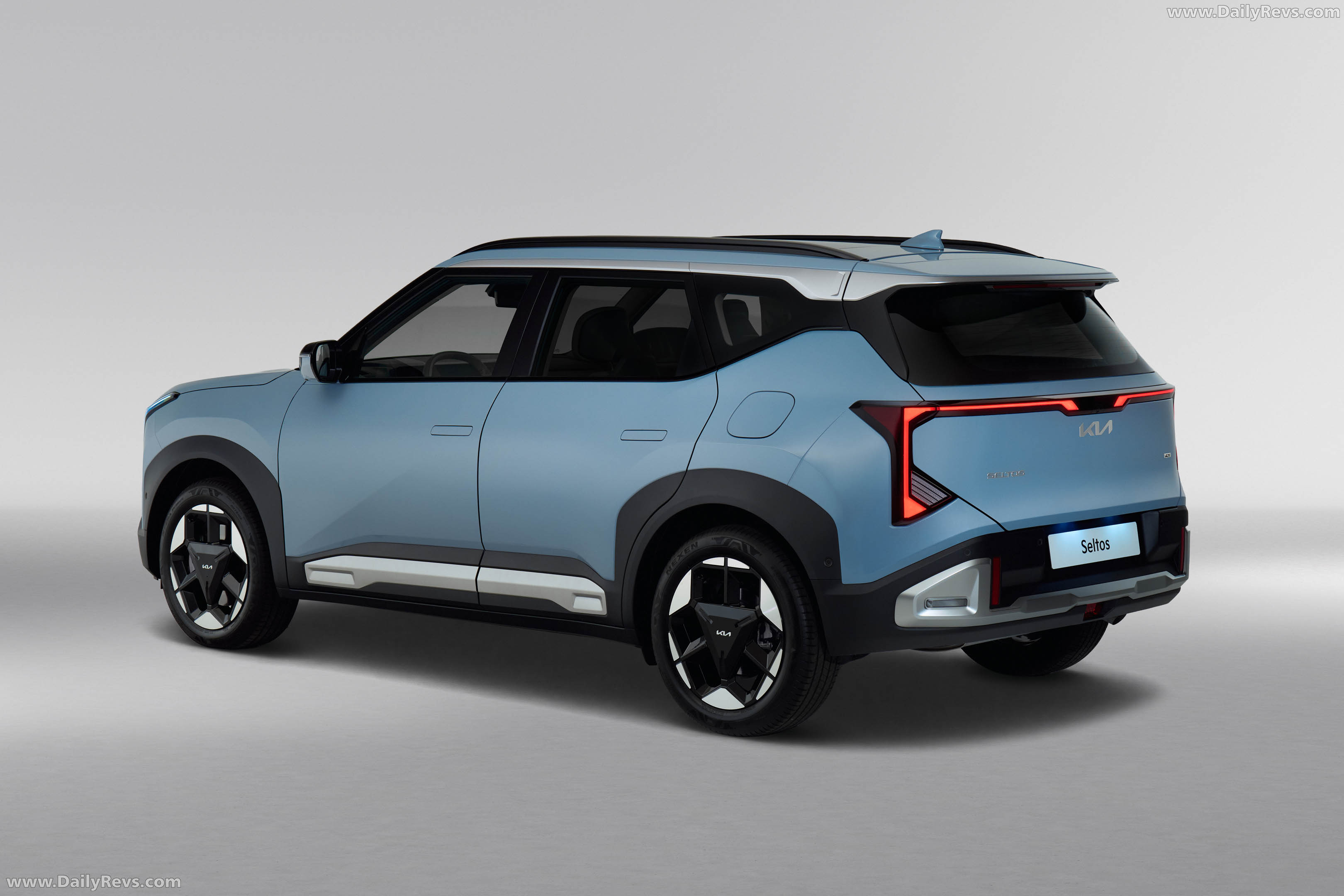 2027 Kia Seltos Baseline Rear View