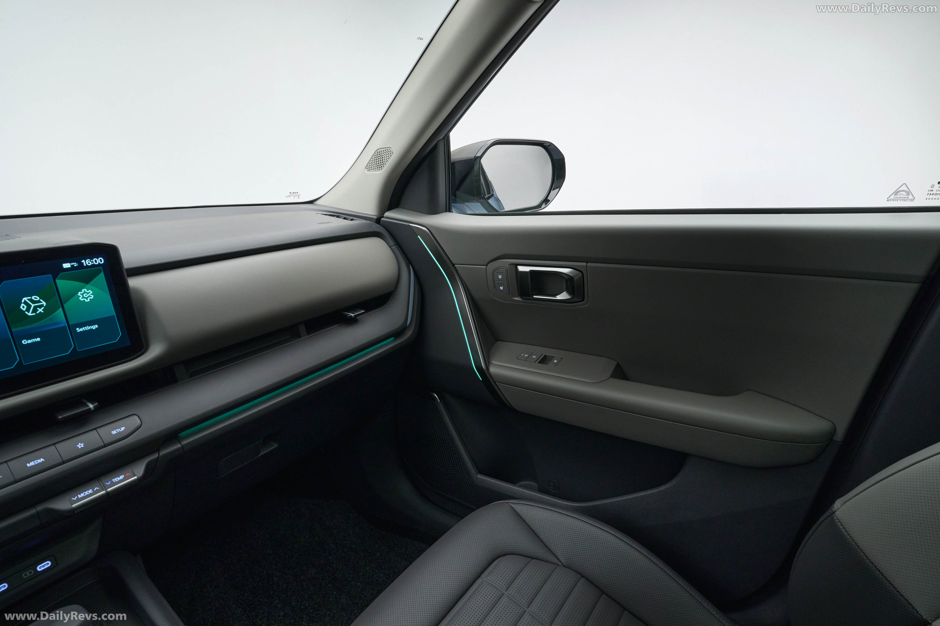 2027 Kia Seltos Baseline Interior