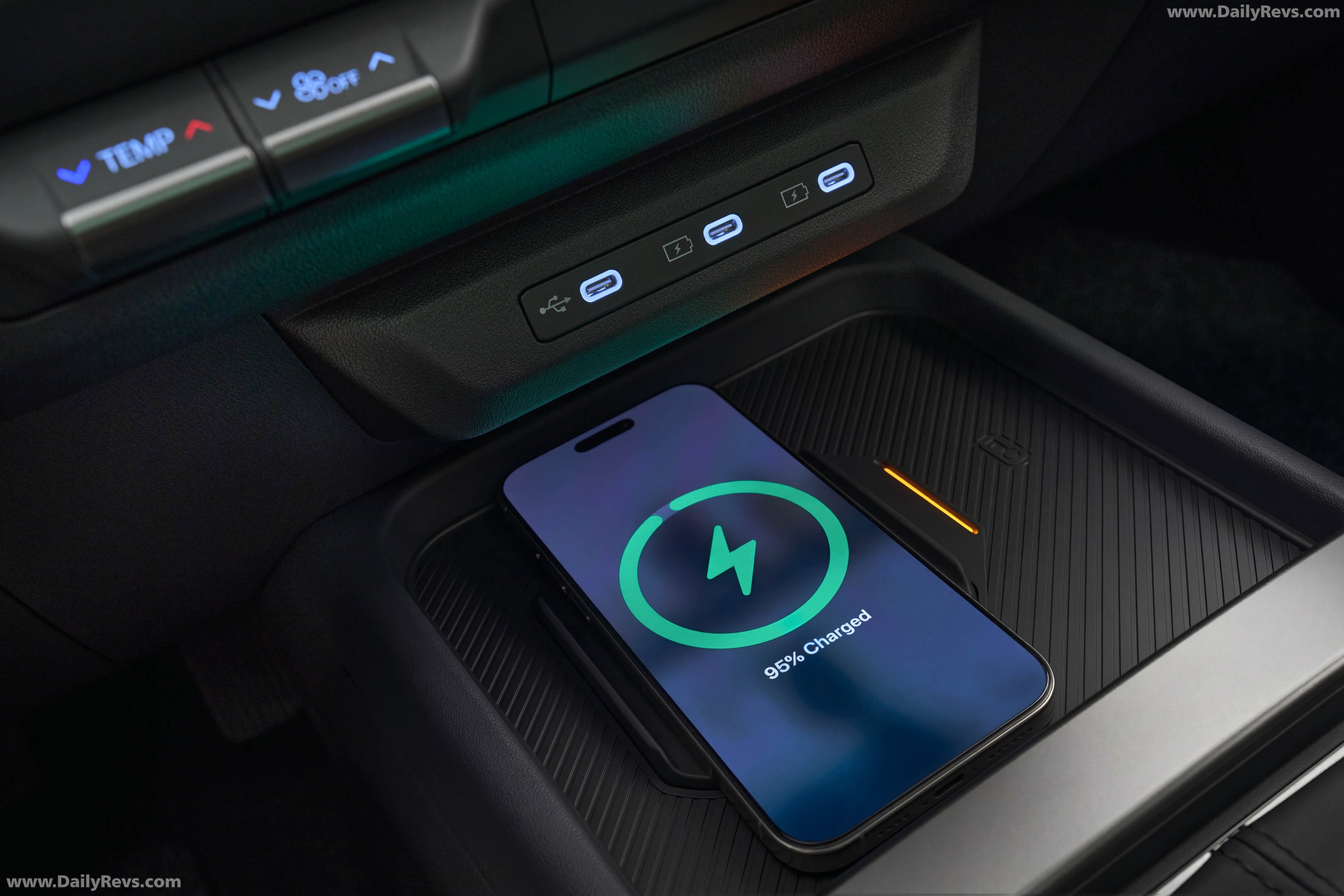 2027 Kia Seltos Baseline Interior