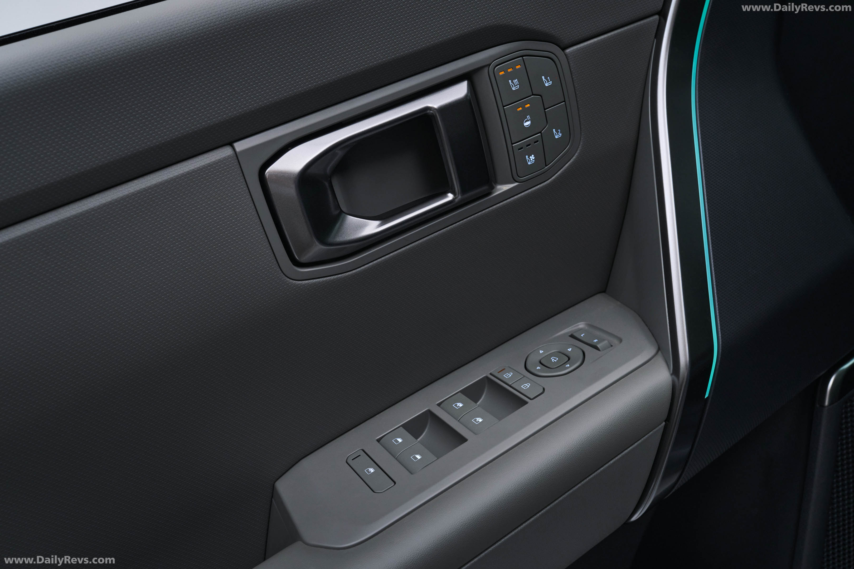 2027 Kia Seltos Baseline Interior