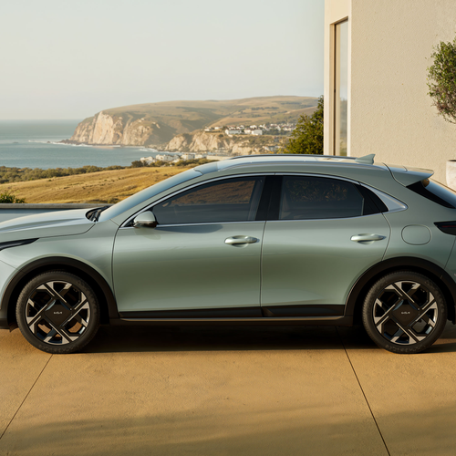 2027 Kia Xceed Side View