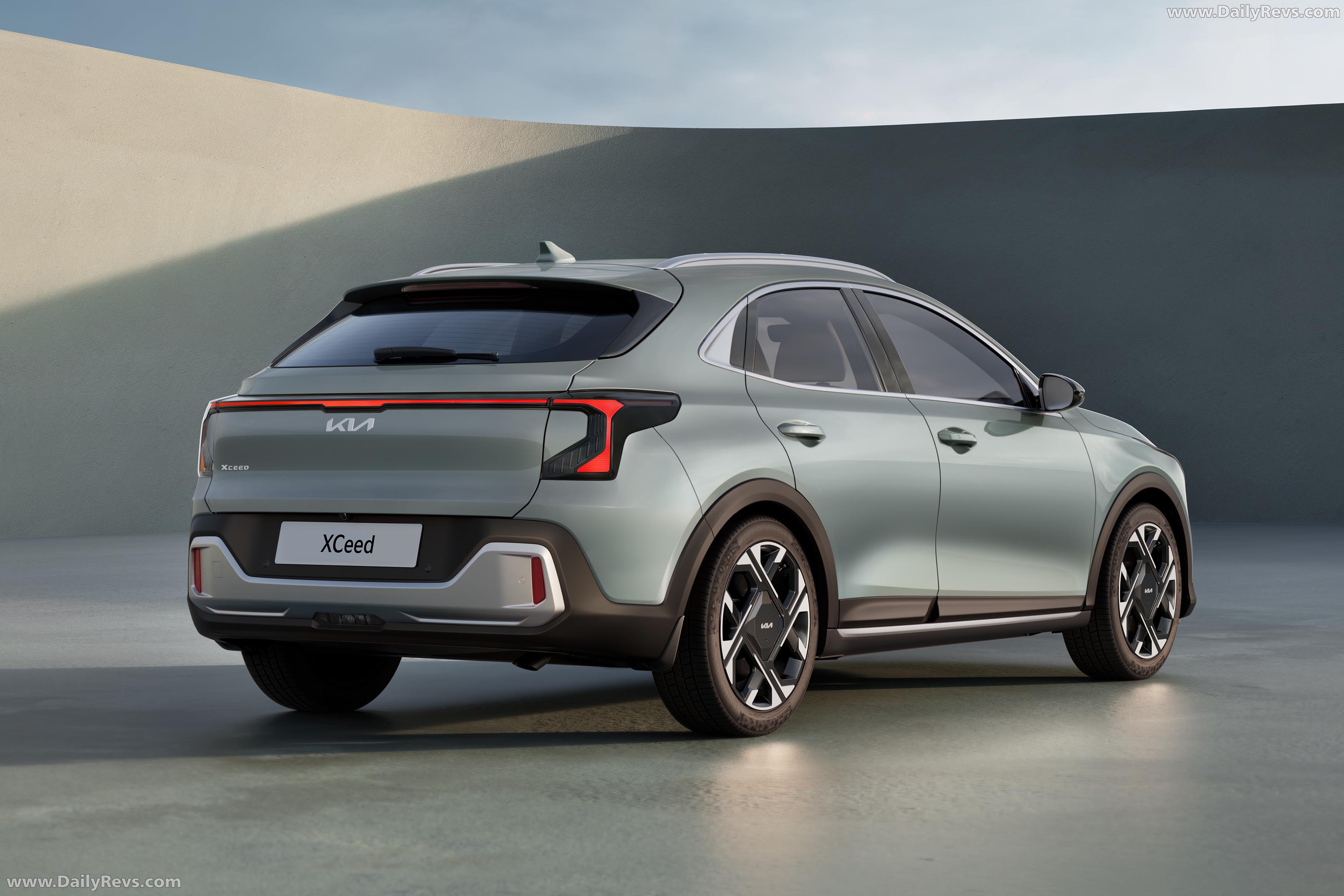 2027 Kia Xceed Rear View