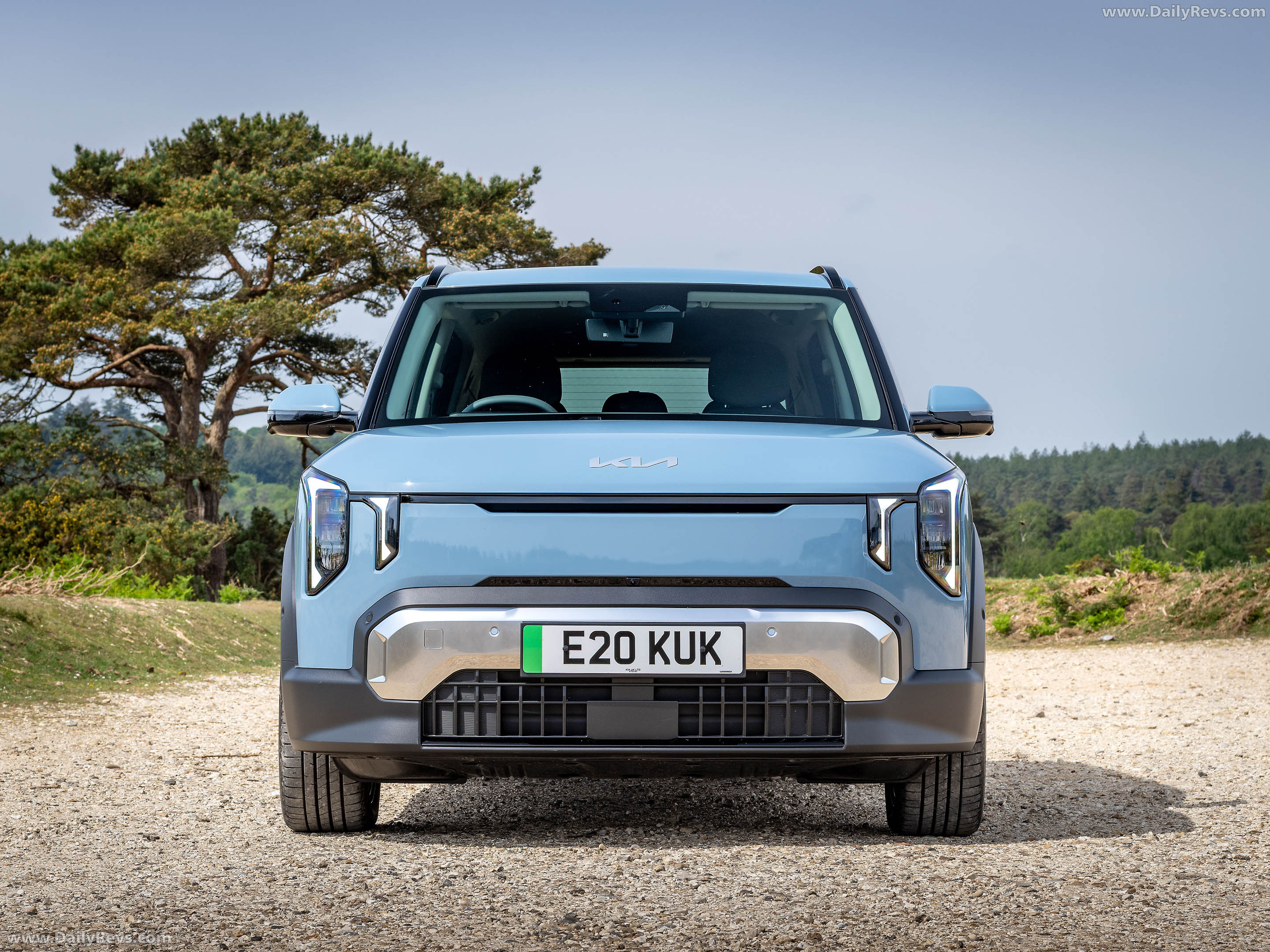 2027 Kia EV2 UK Version Front View