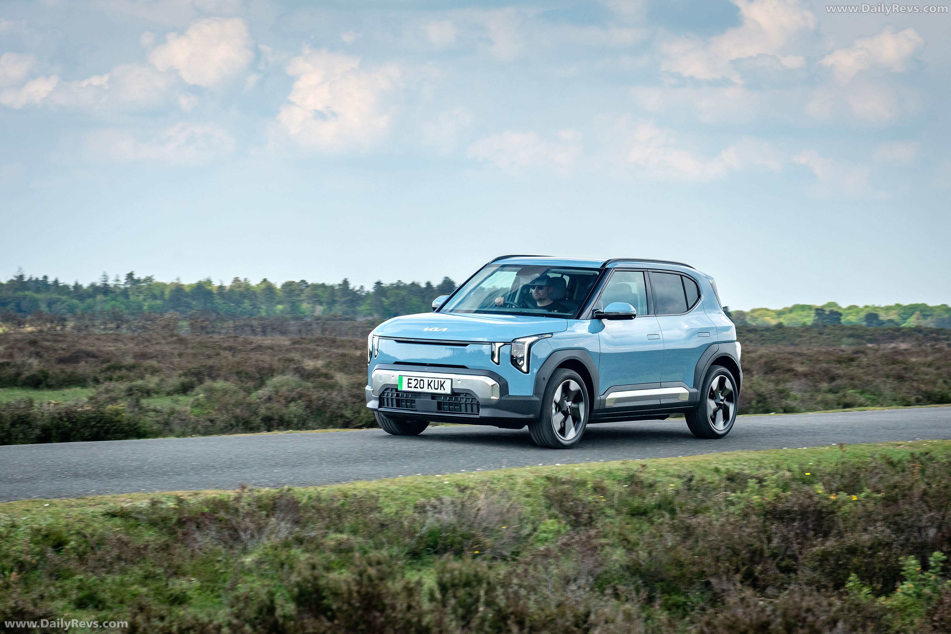 2027 Kia EV2 UK Version Front View