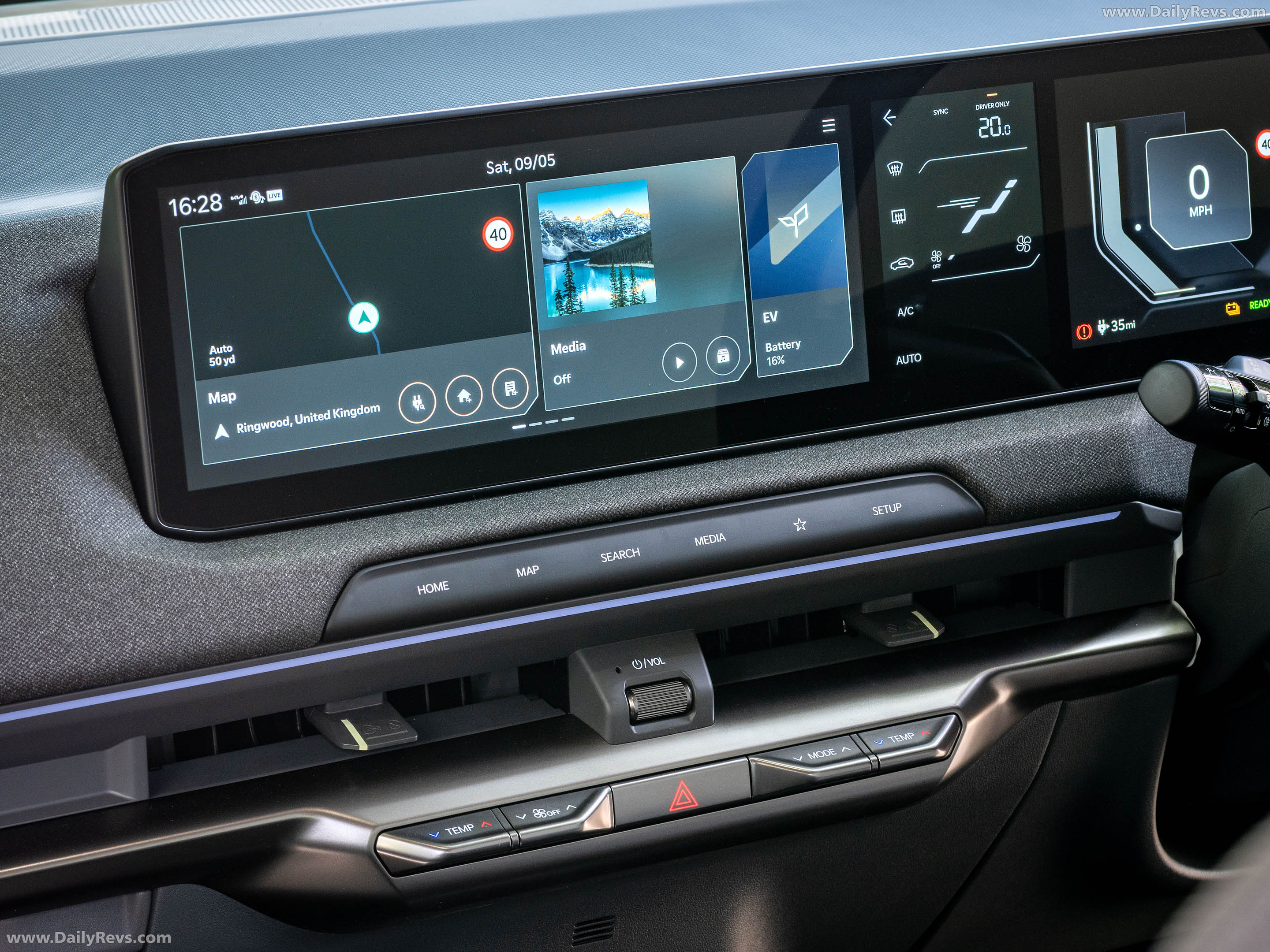 2027 Kia EV2 UK Version Interior