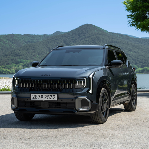 2027 Kia Seltos HEV X-Line Gravity Grey Front View