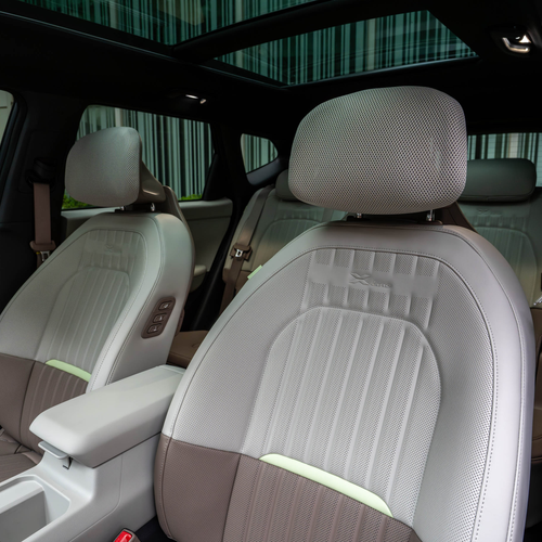 2027 Kia Seltos HEV X-Line Gravity Grey Interior