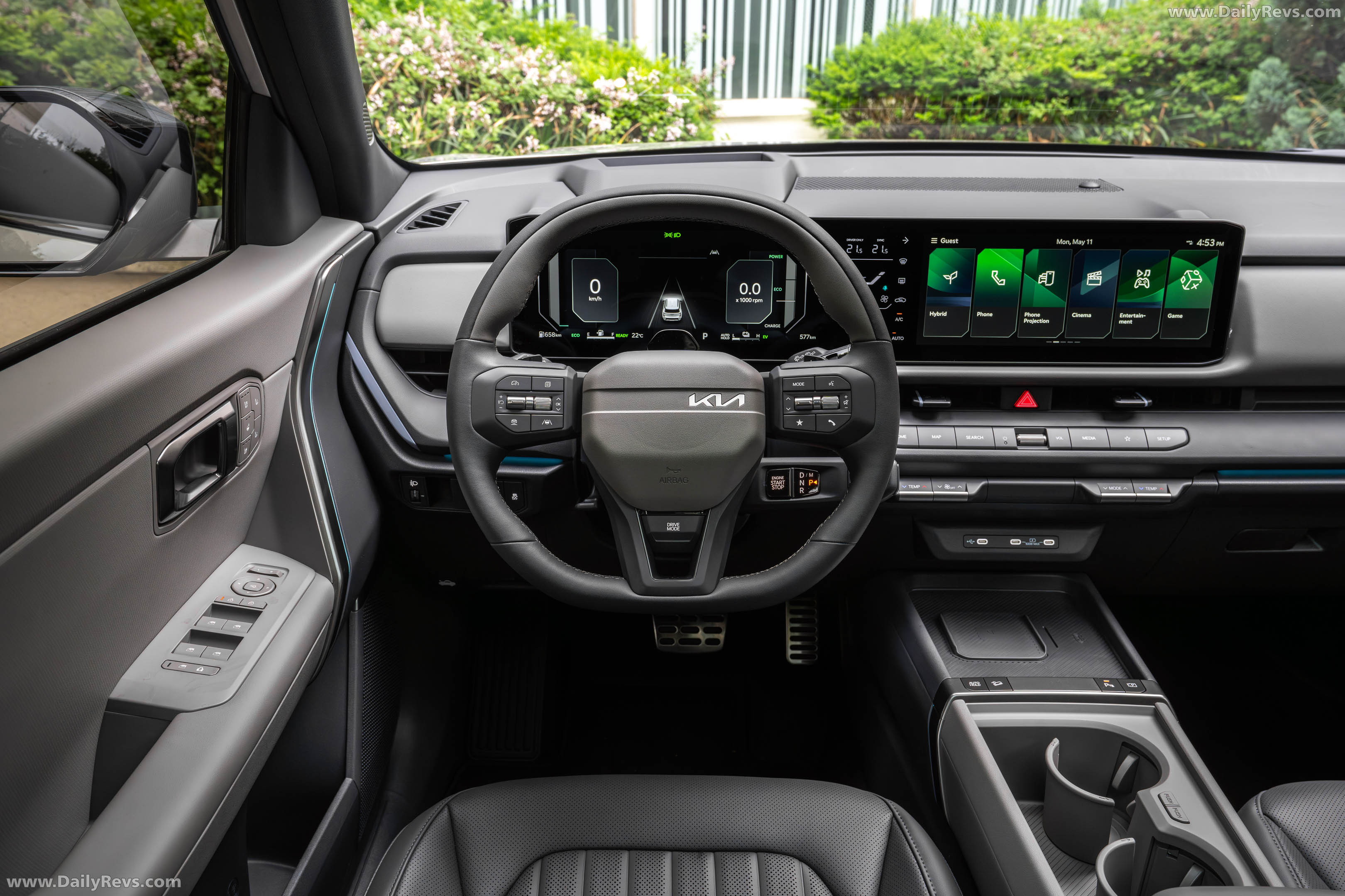 2027 Kia Seltos HEV X-Line Gravity Grey Interior