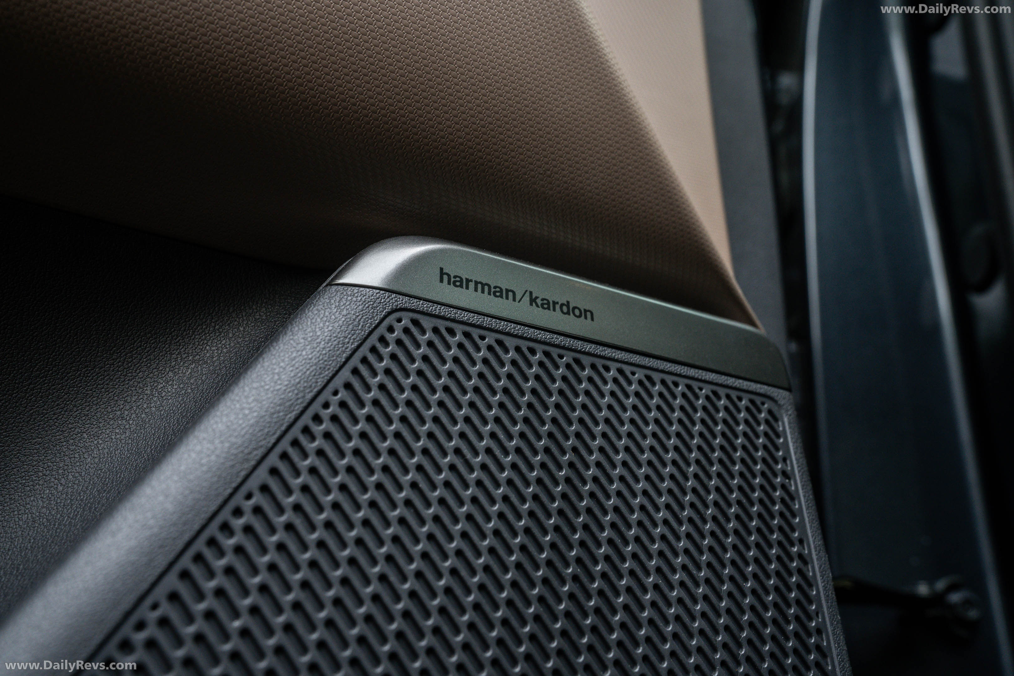2027 Kia Seltos HEV X-Line Gravity Grey Interior
