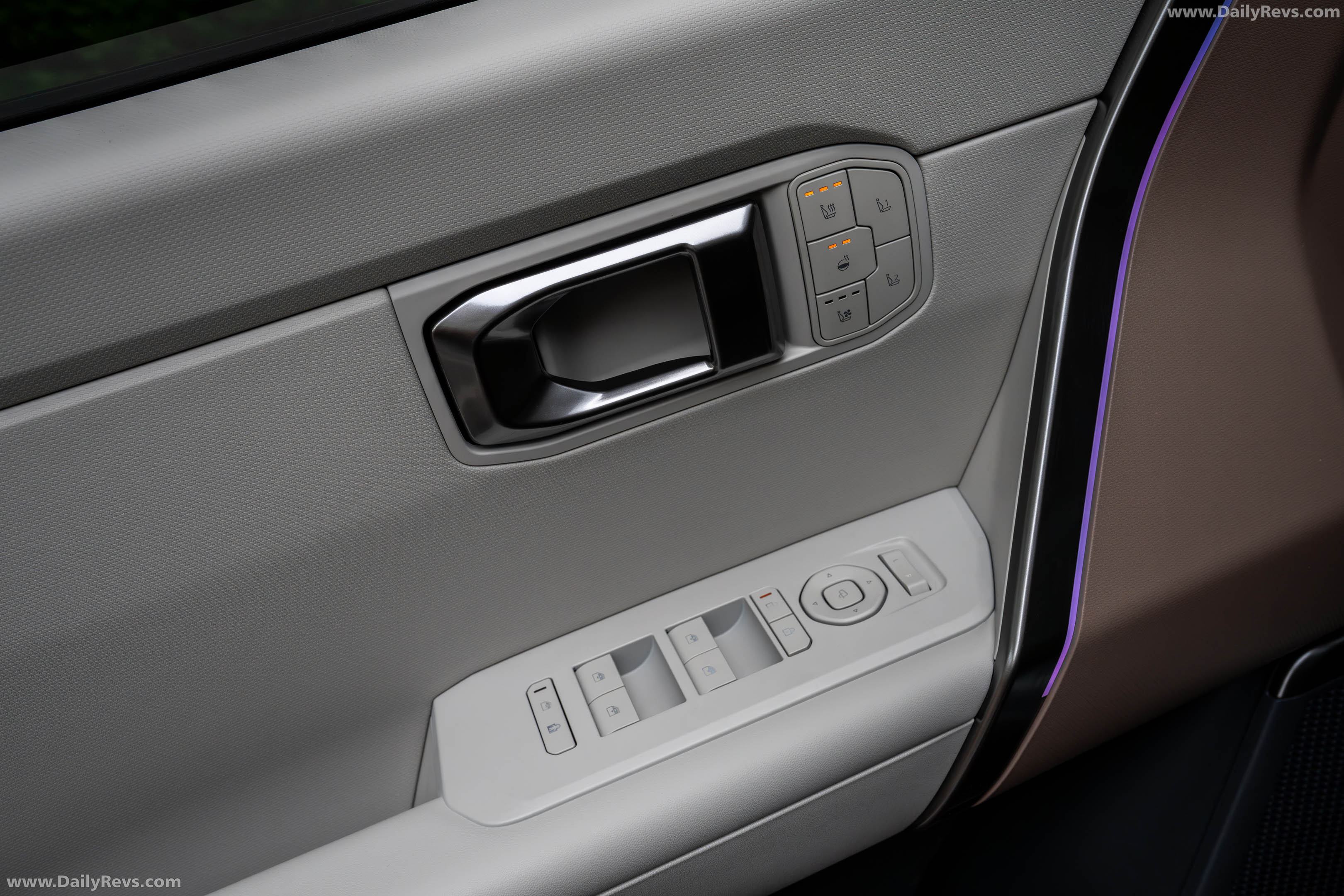 2027 Kia Seltos HEV X-Line Gravity Grey Interior