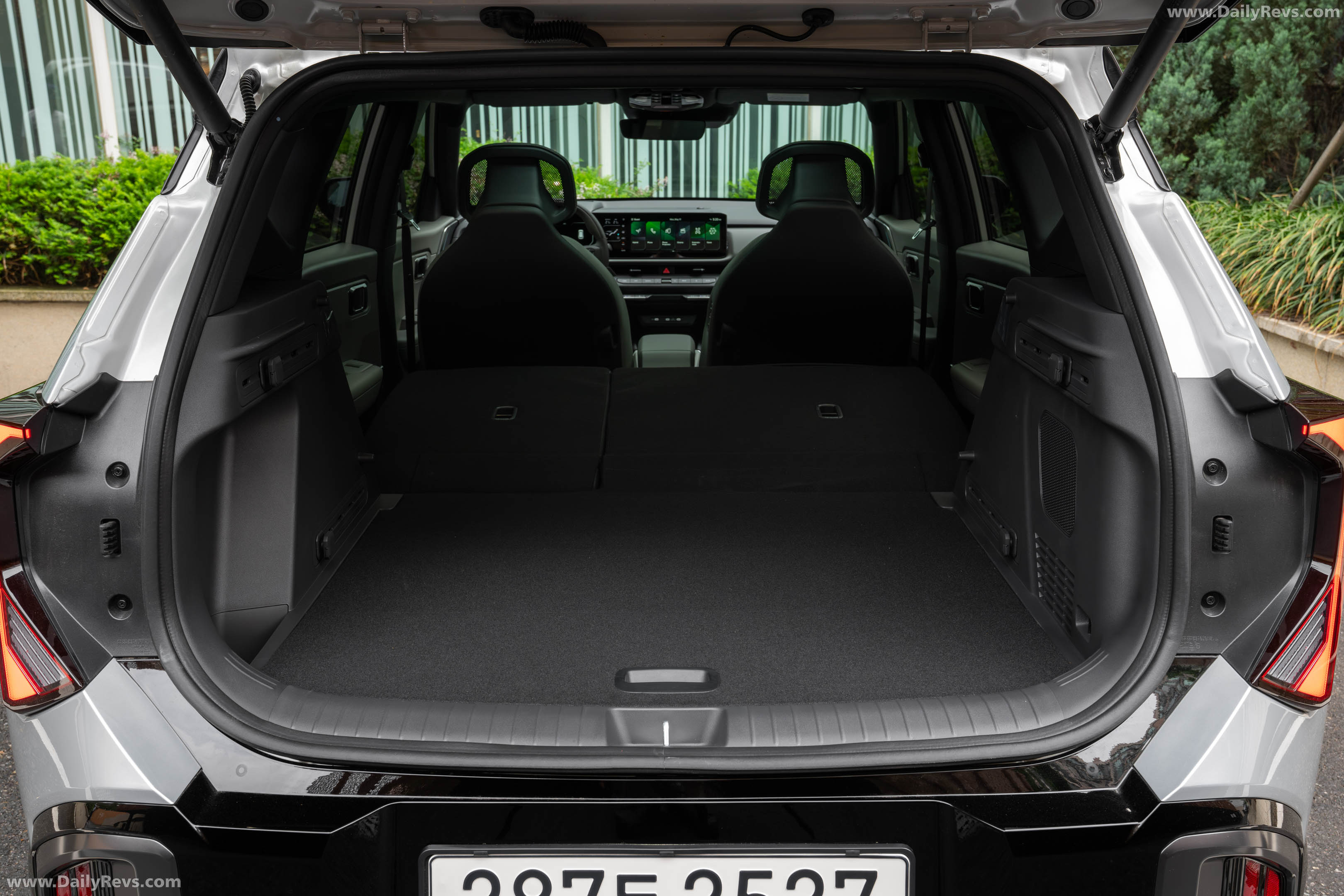 2027 Kia Seltos HEV X-Line Gravity Grey Interior