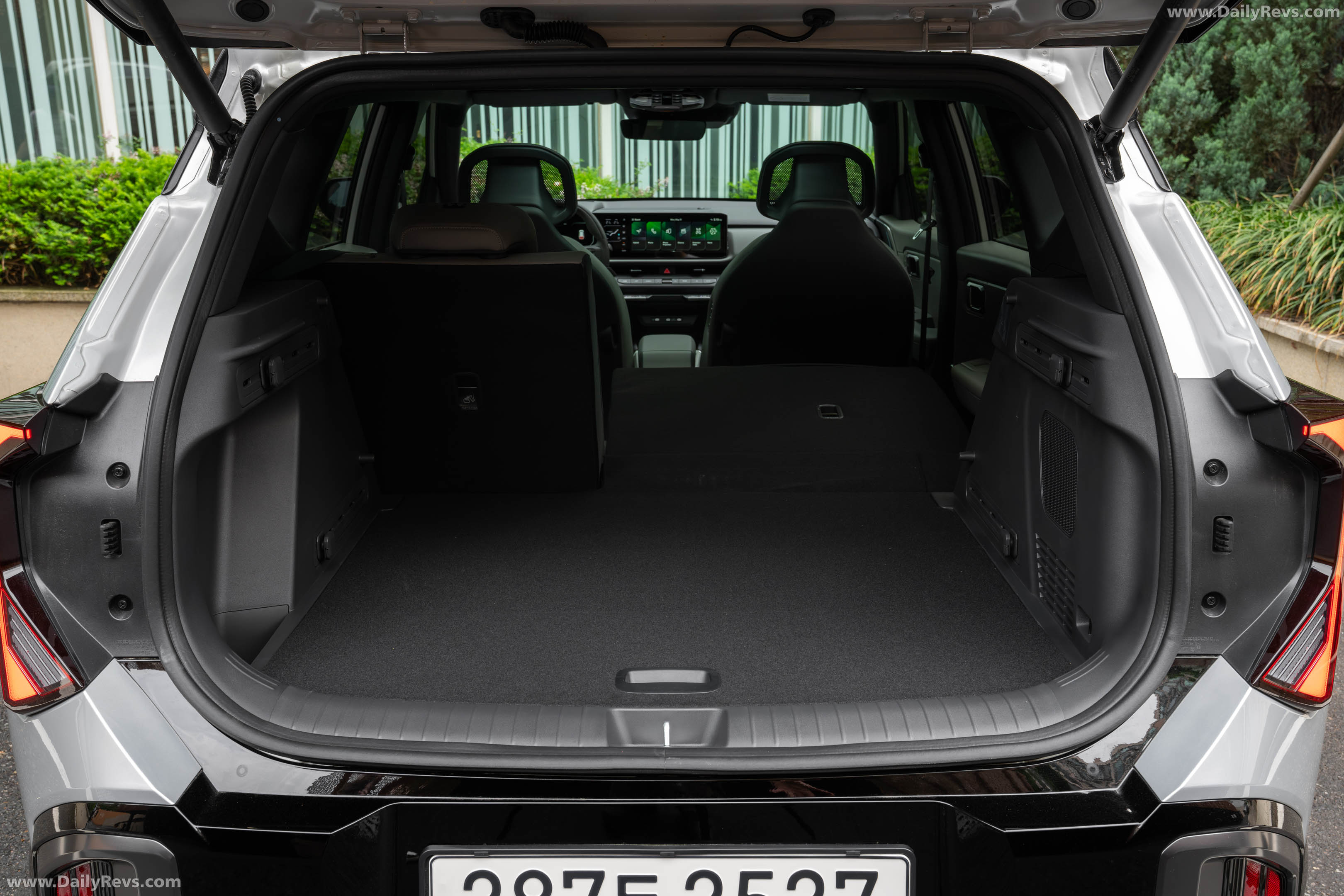 2027 Kia Seltos HEV X-Line Gravity Grey Interior