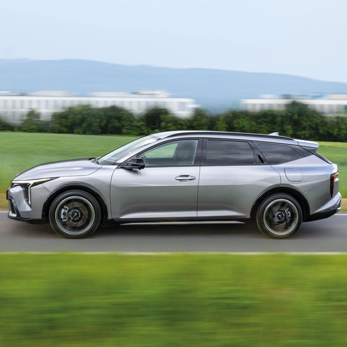 2027 Kia K4 Sportswagon GT-Line Side View