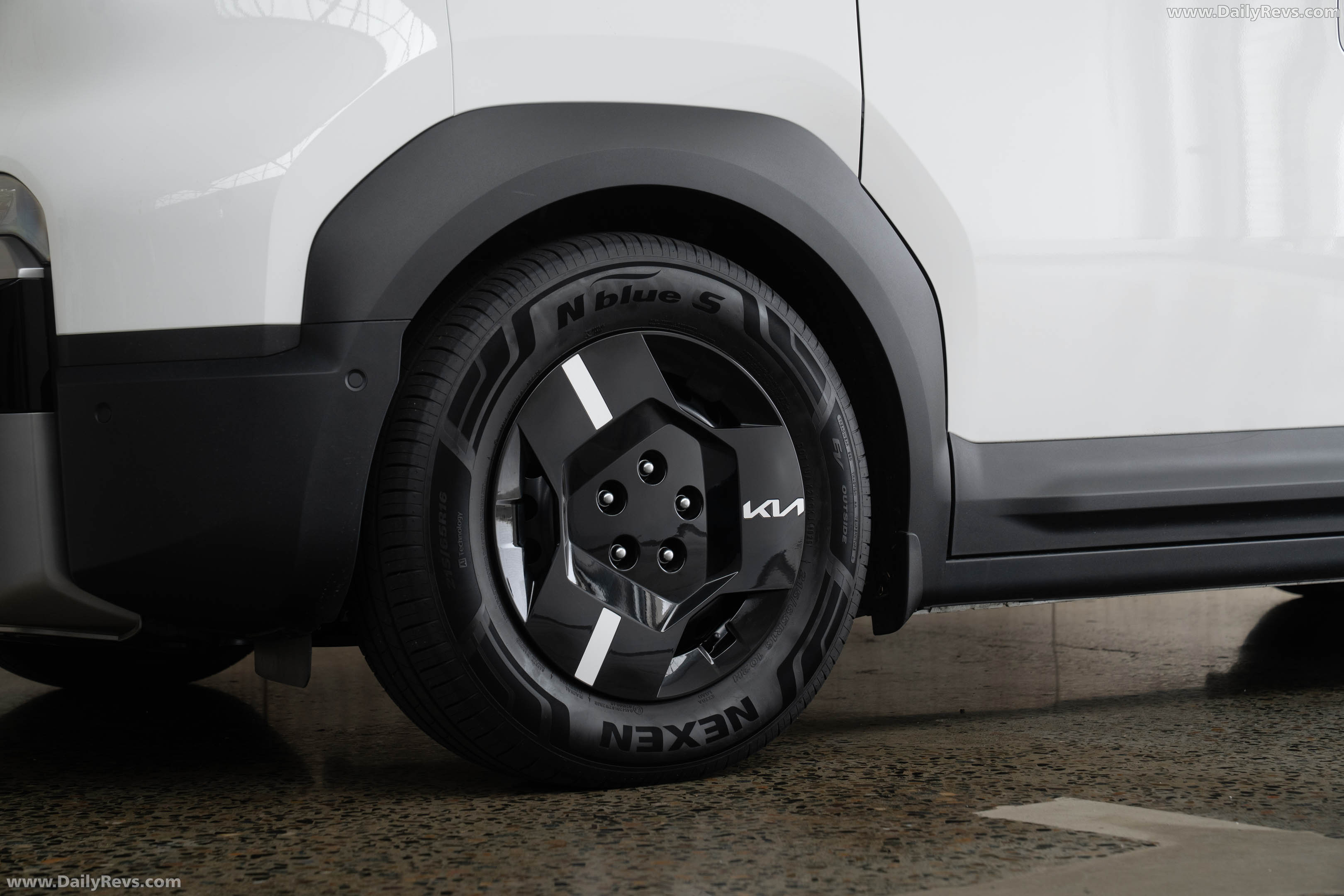 2026 Kia PV5 Cargo Australian Version Exterior