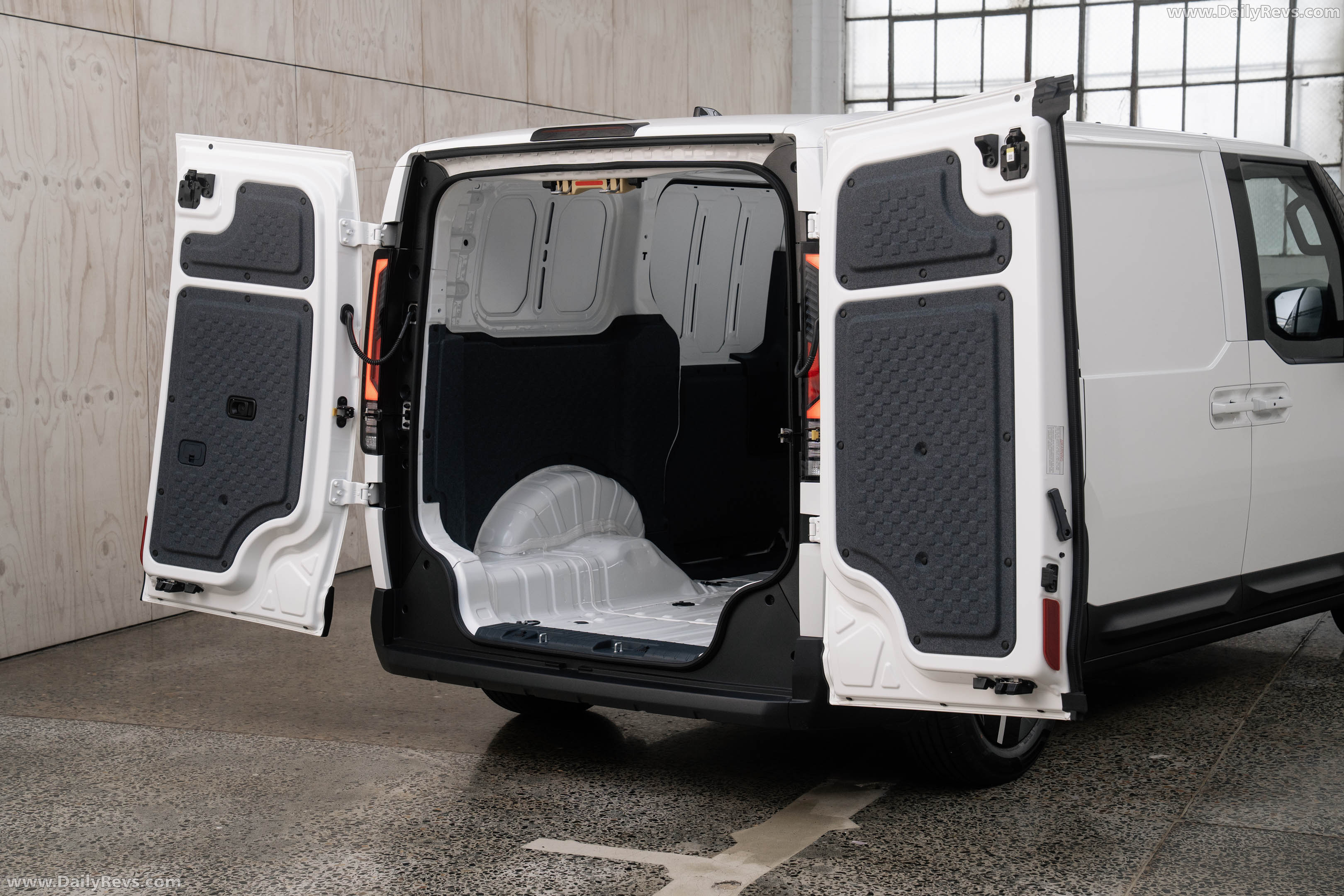 2026 Kia PV5 Cargo Australian Version Interior