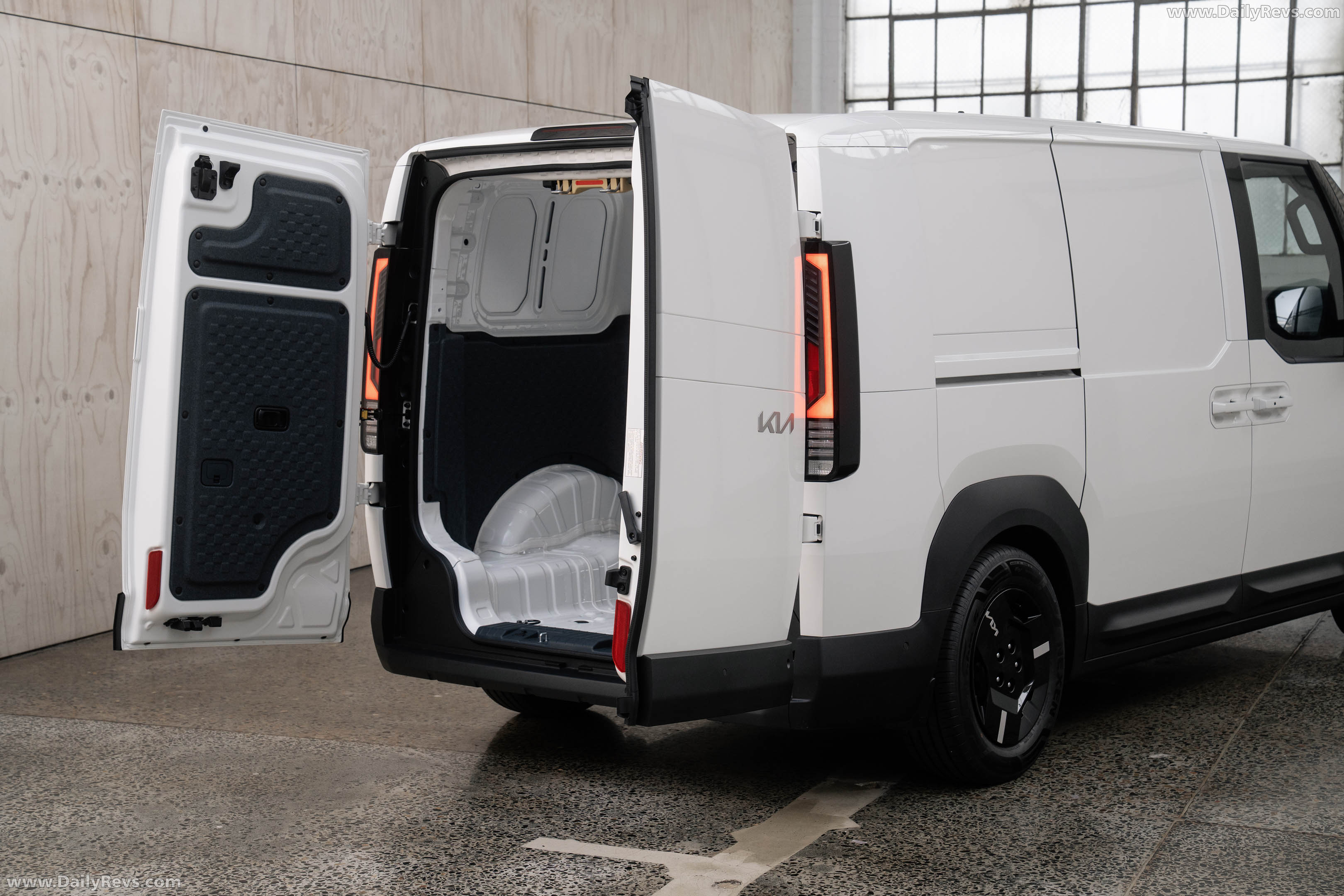 2026 Kia PV5 Cargo Australian Version Interior
