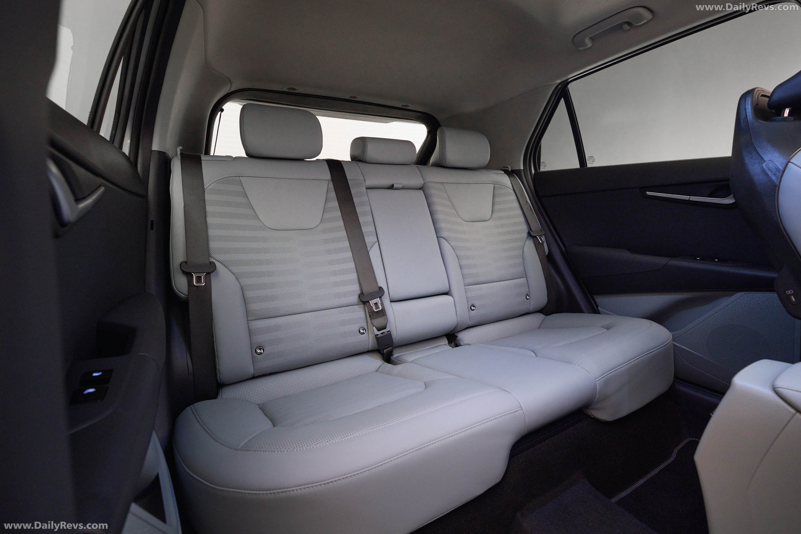 2027 Kia Niro European Version Interior