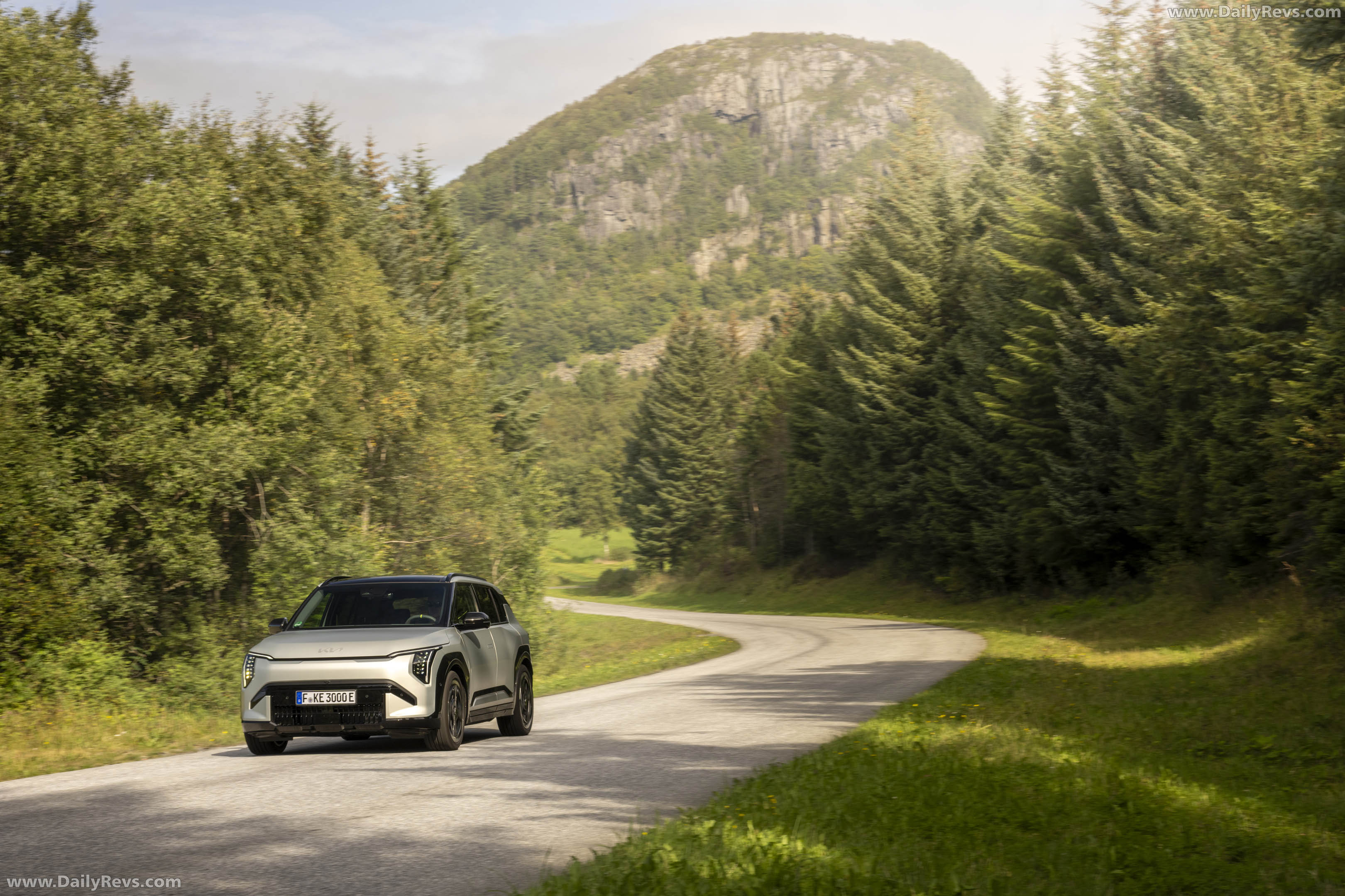 2027 Kia EV3 GT Front View