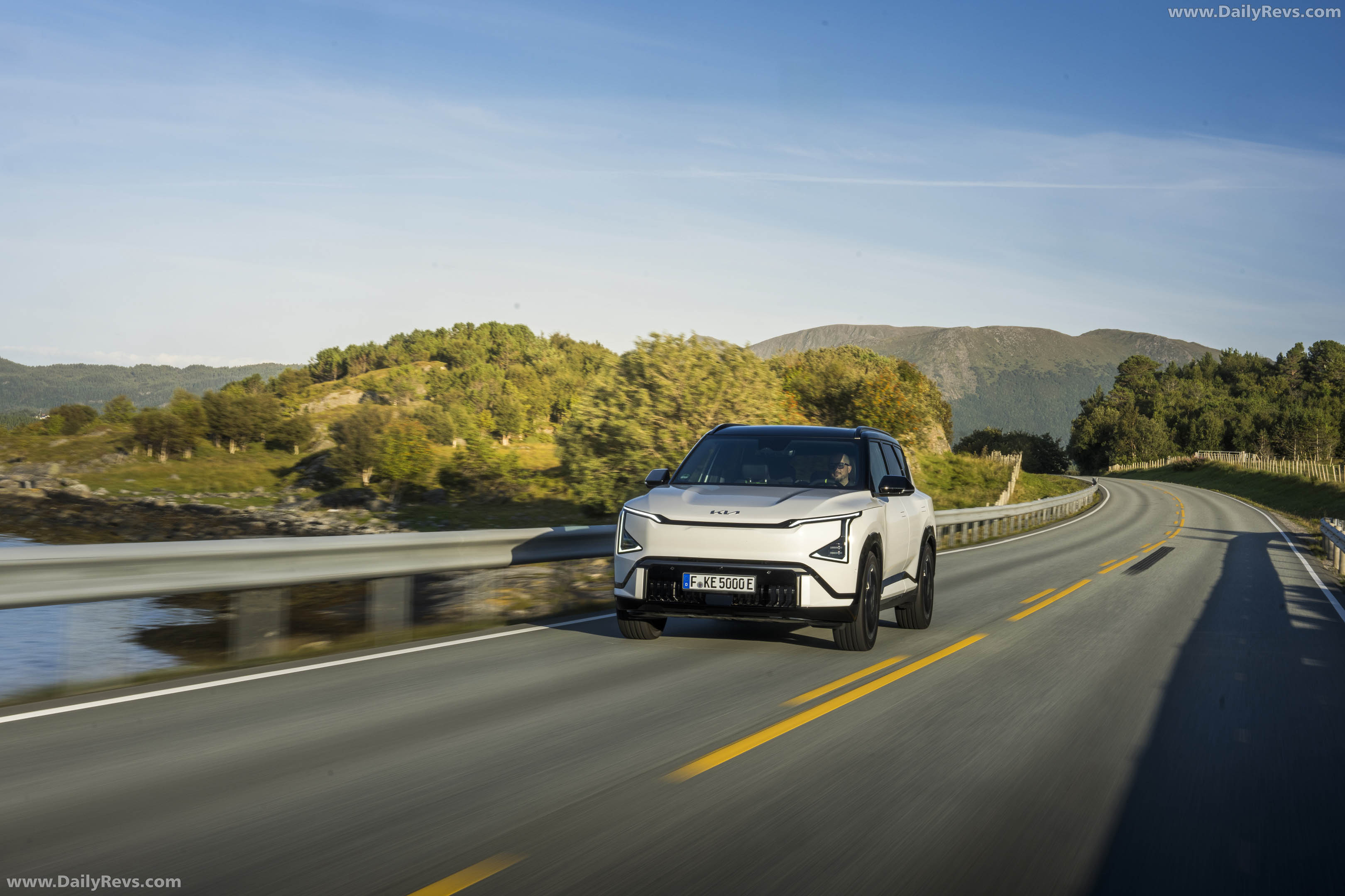 2027 Kia EV5 GT Front View
