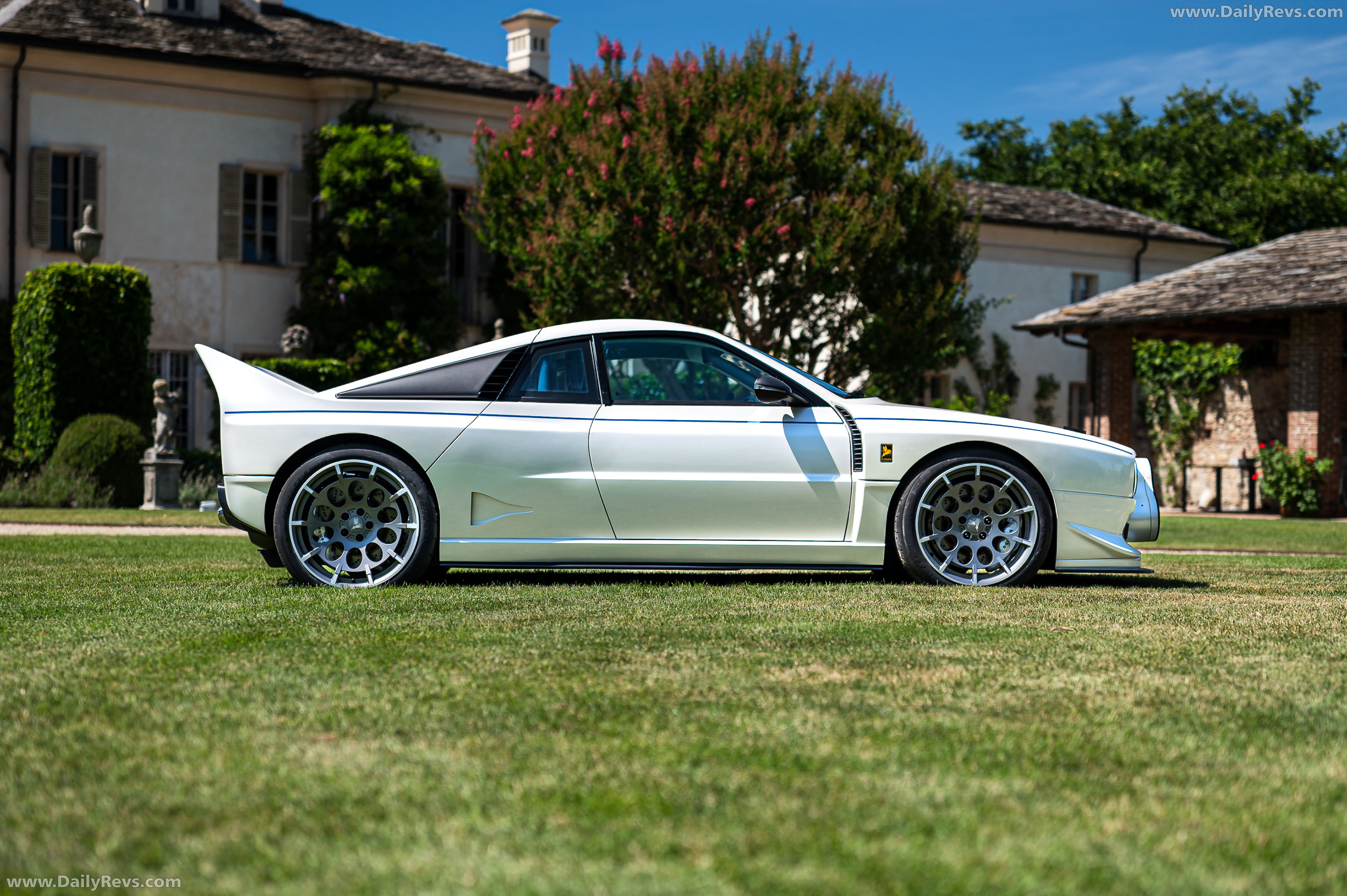 2026 Kimera EVO37 TopGear Edition Side View