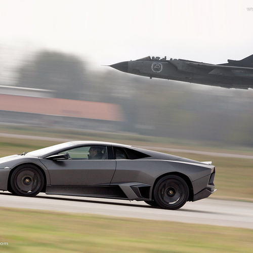 2008 Lamborghini Reventon Side View