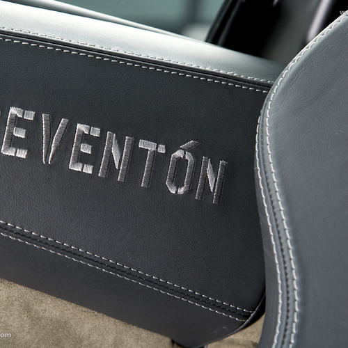 2008 Lamborghini Reventon Interior