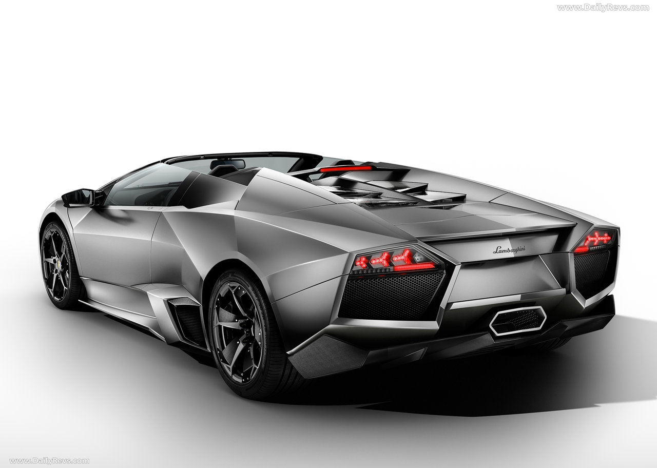 2010 Lamborghini Reventon Roadster Rear View