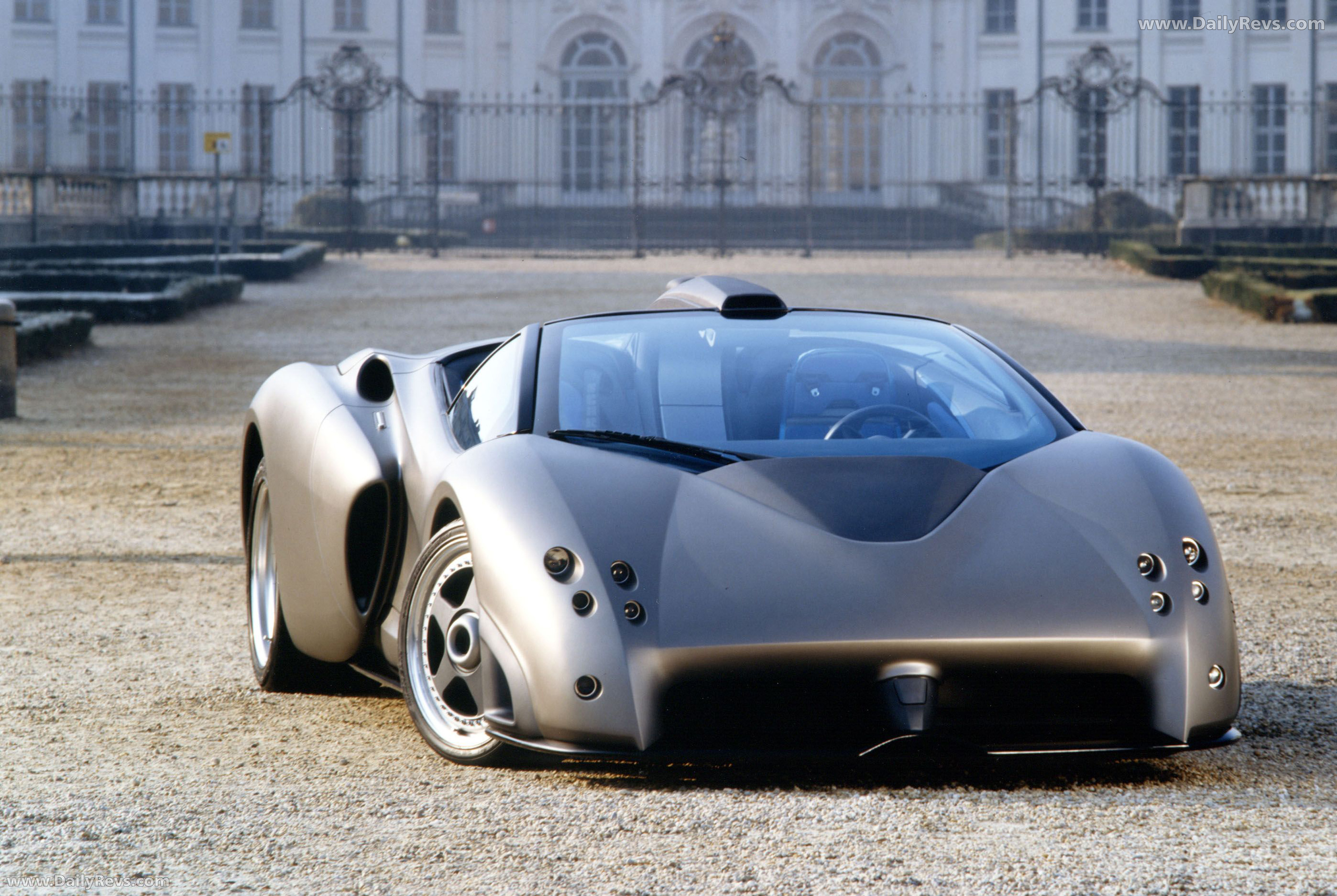 1988 Lamborghini Pregunta Concept Front View