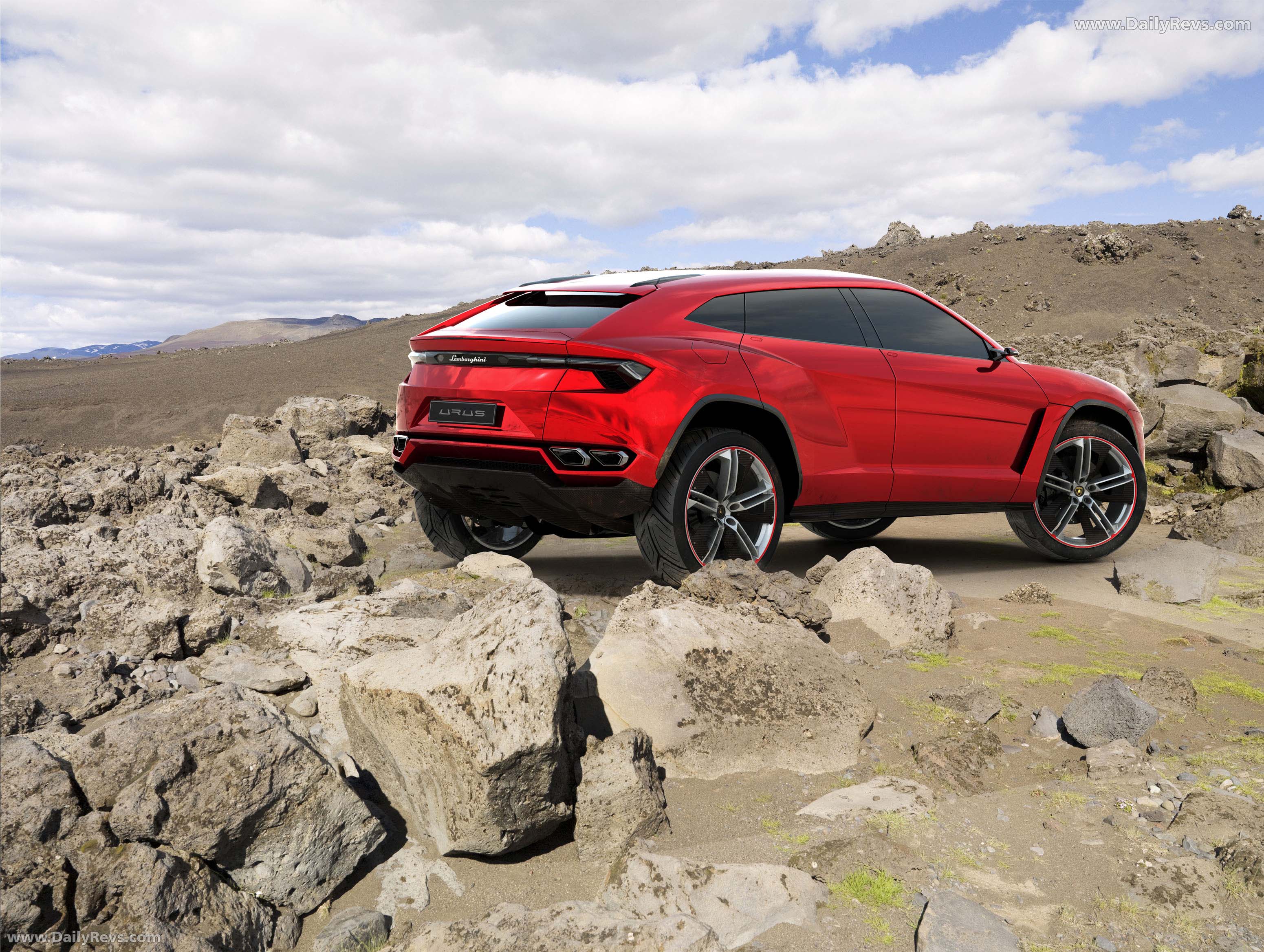 2012 Lamborghini Urus Concept Rear View