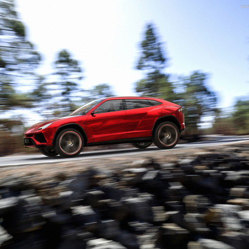 2012 Lamborghini Urus Concept Side View