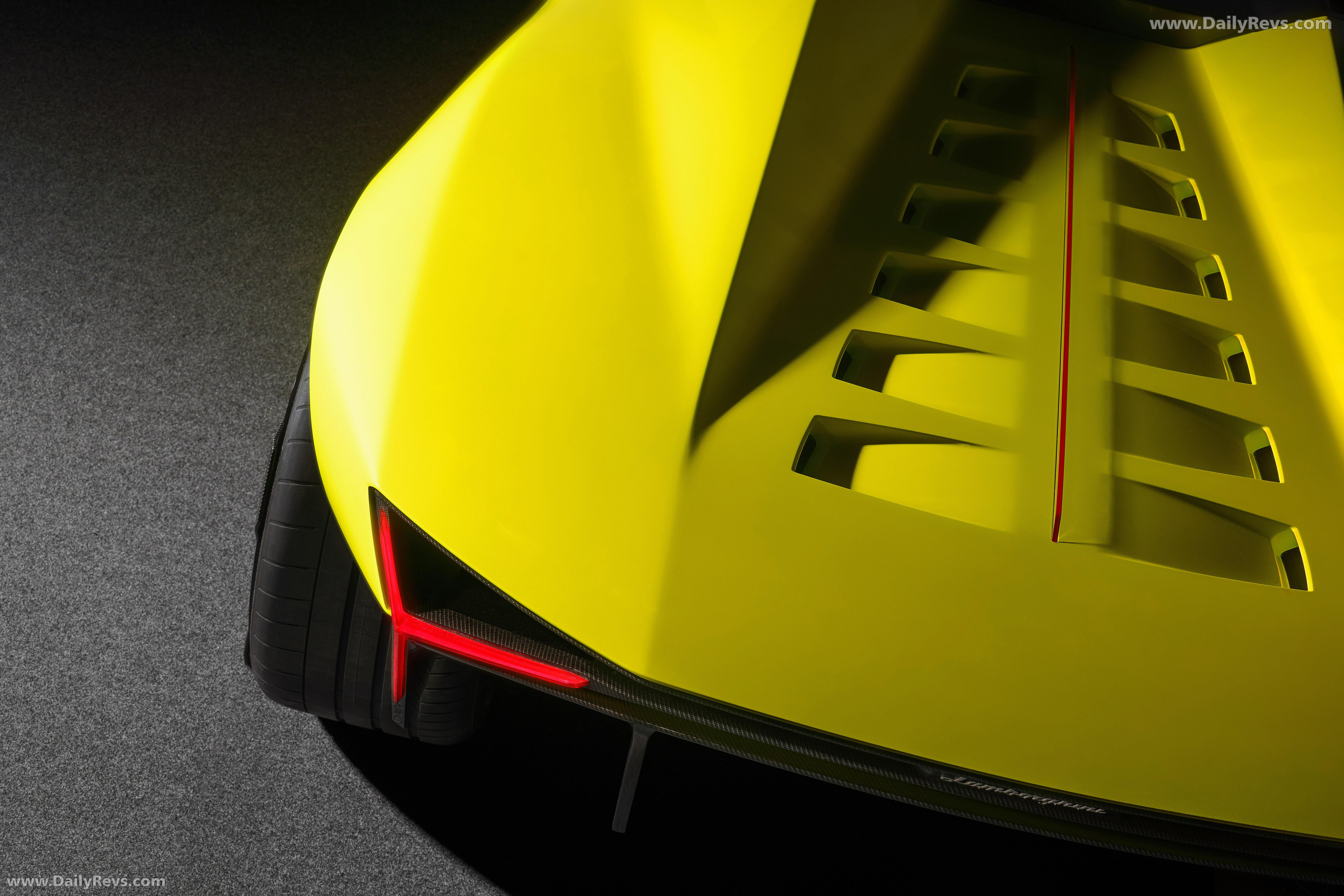 2025 Lamborghini Manifesto Concept Exterior