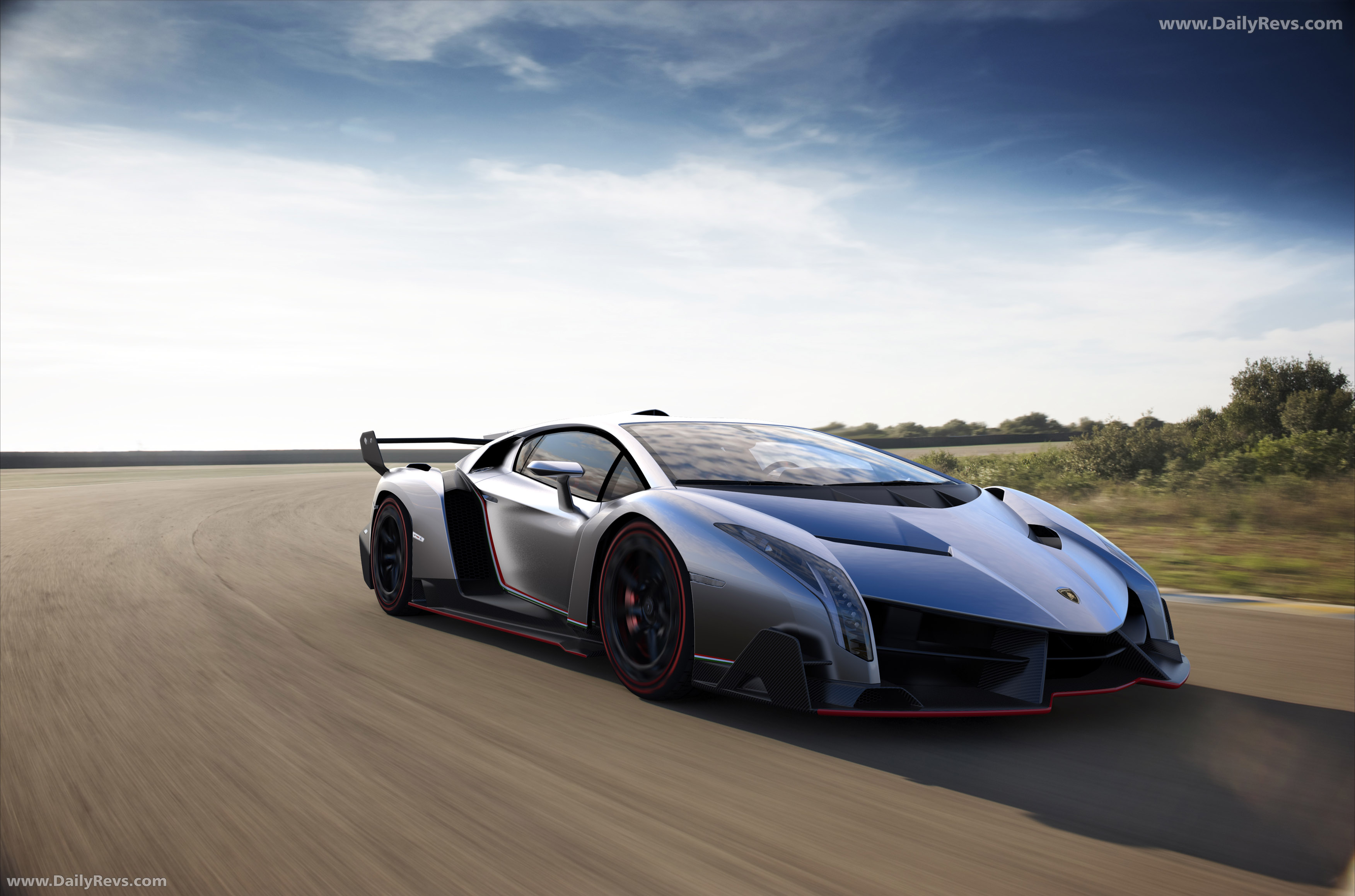 2013 Lamborghini Veneno Front View